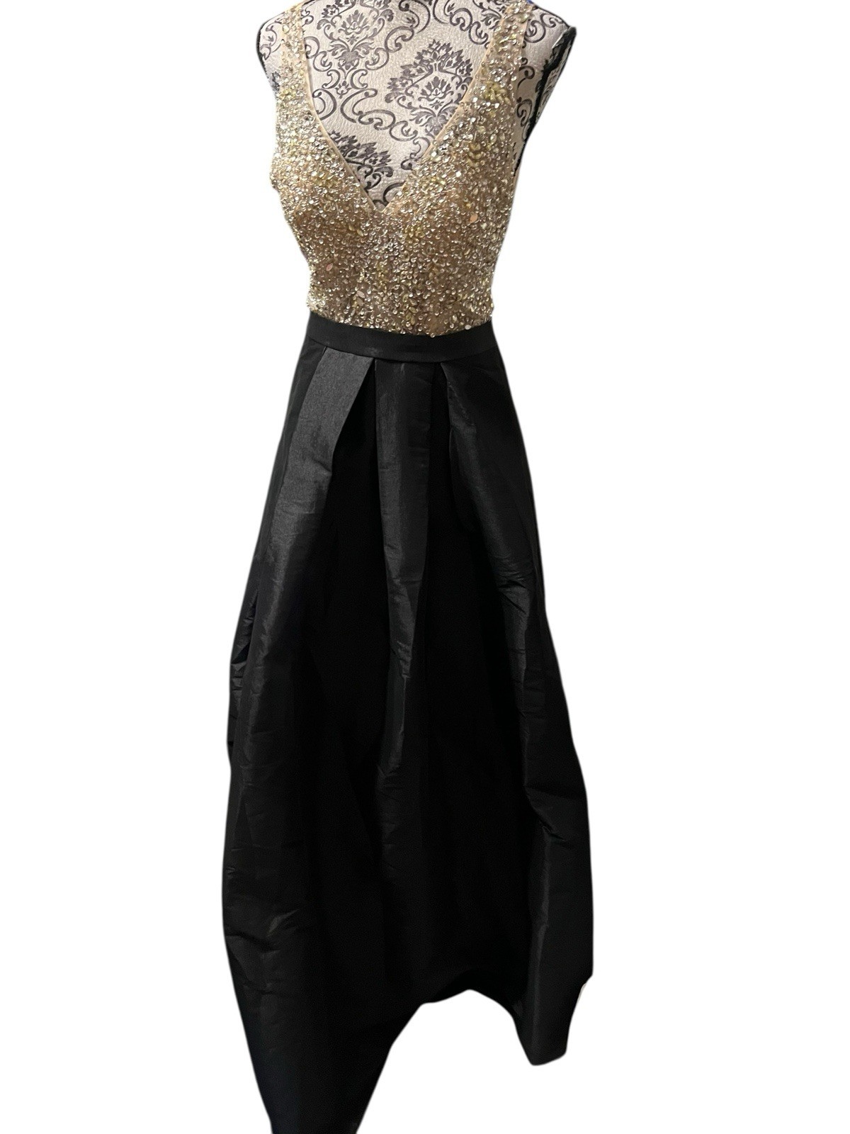 White By Soieblu Sleeveless Dress Sheer Beaded Top Black Skirt Medium Nwt Pocket