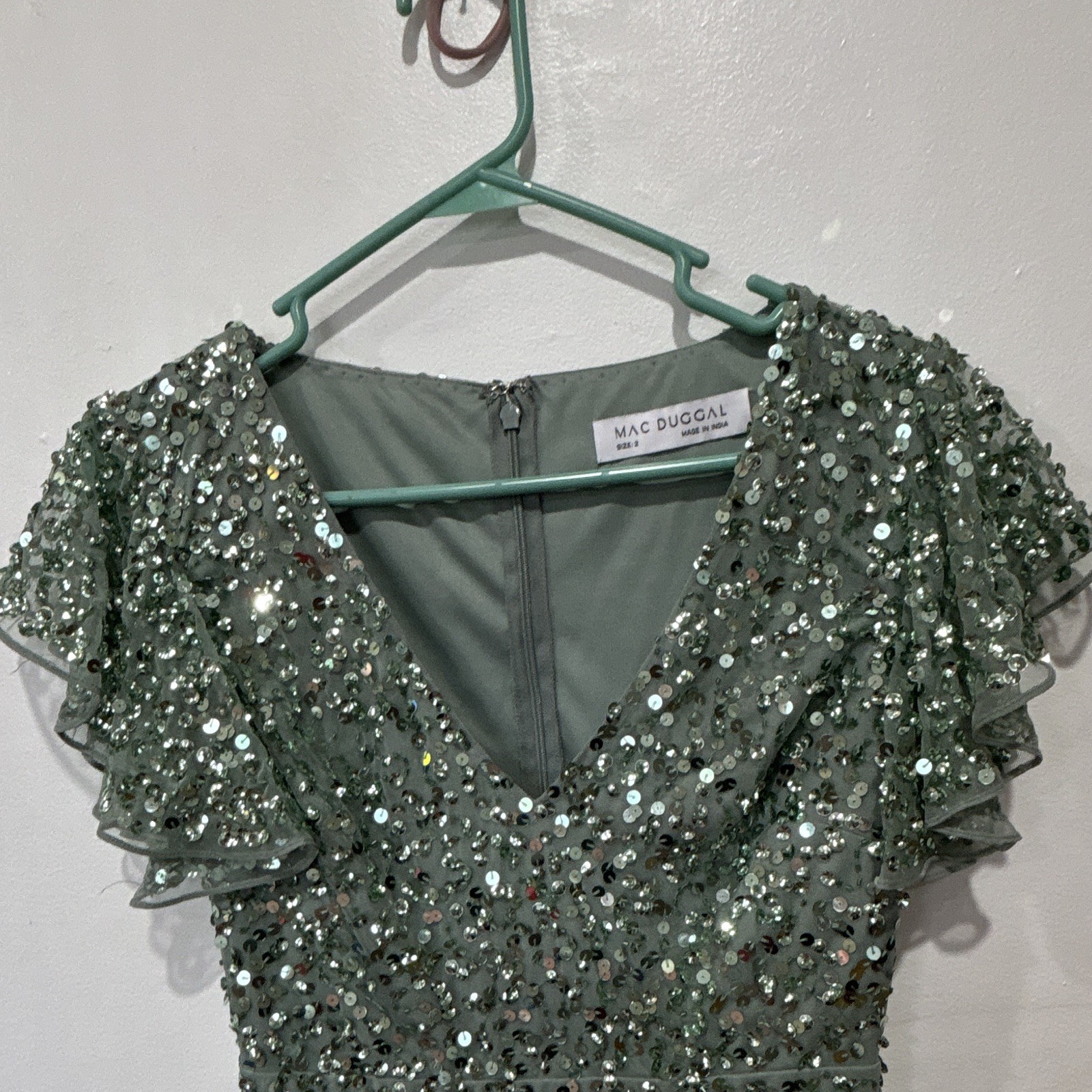 Mac Duggal 2 Green Sequin Mesh A-Line Midi Dress V-Neck Flutter Sleeve Zip