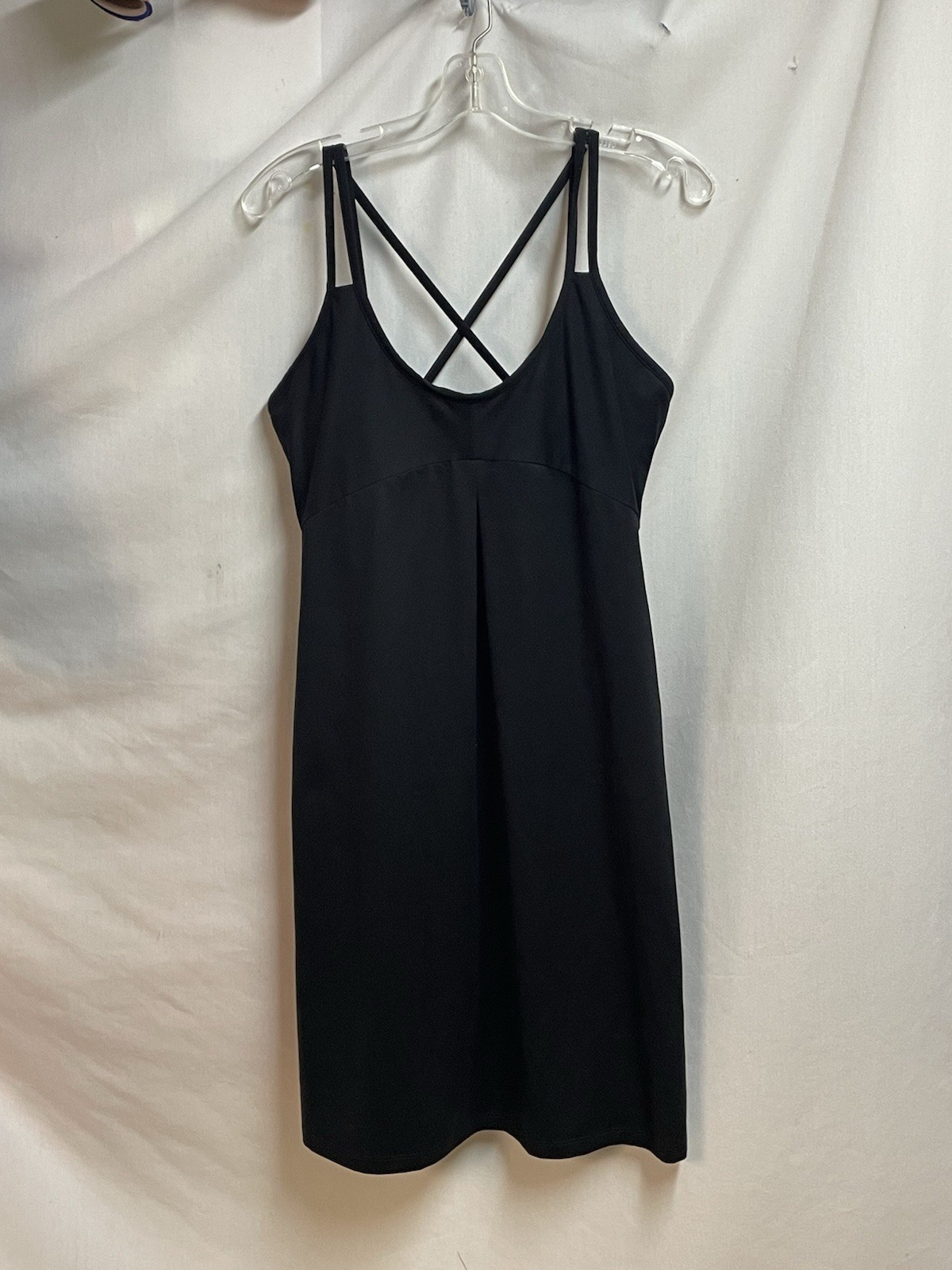 Patagonia Women’s Garden City Dress Size Large Criss Cross Back Casual Black