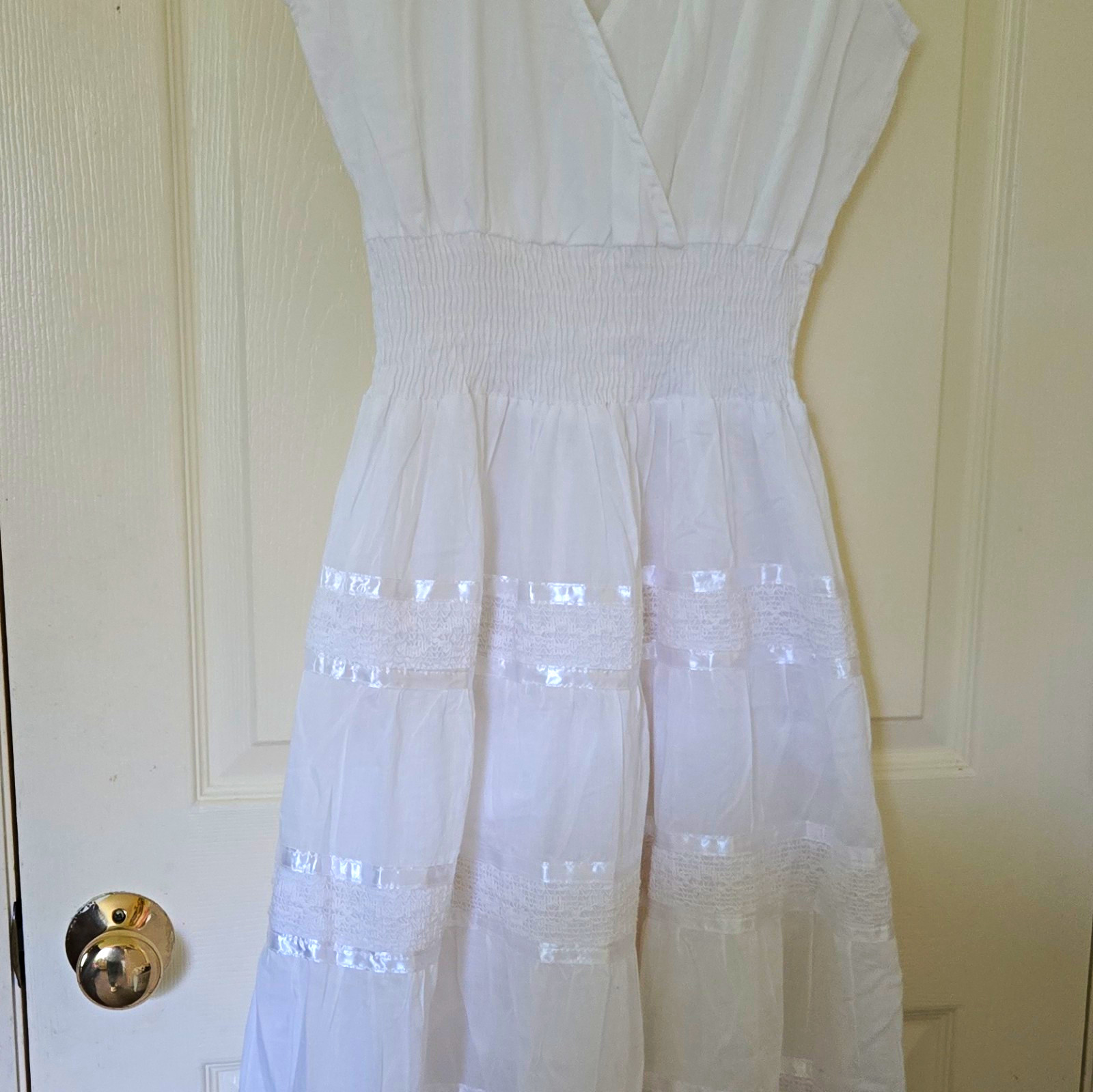 Women’s White Solid V-Neck Smocked Waist Long Maxi Dress Lace Accents S