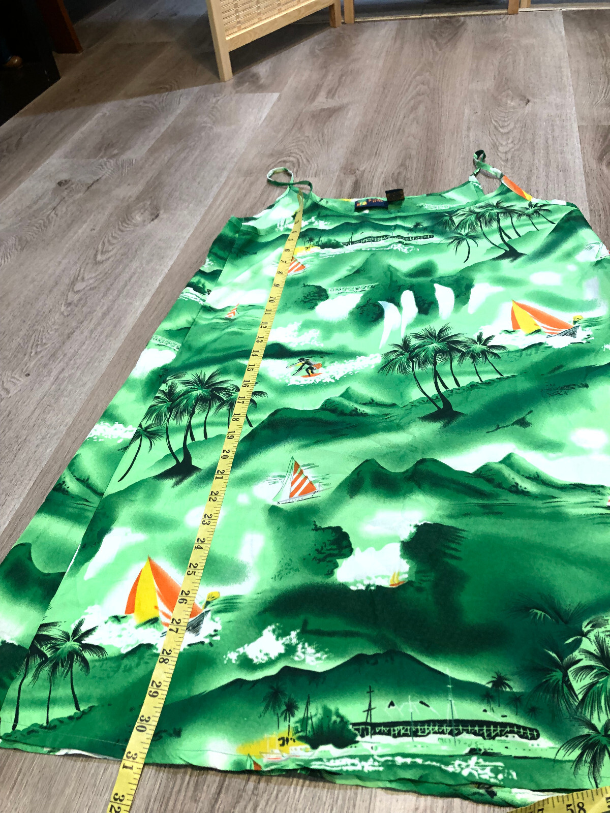 Roundy Bay Sleeveless Hawaiian Luau Dress 100% Polyester Green Palm Trees XL