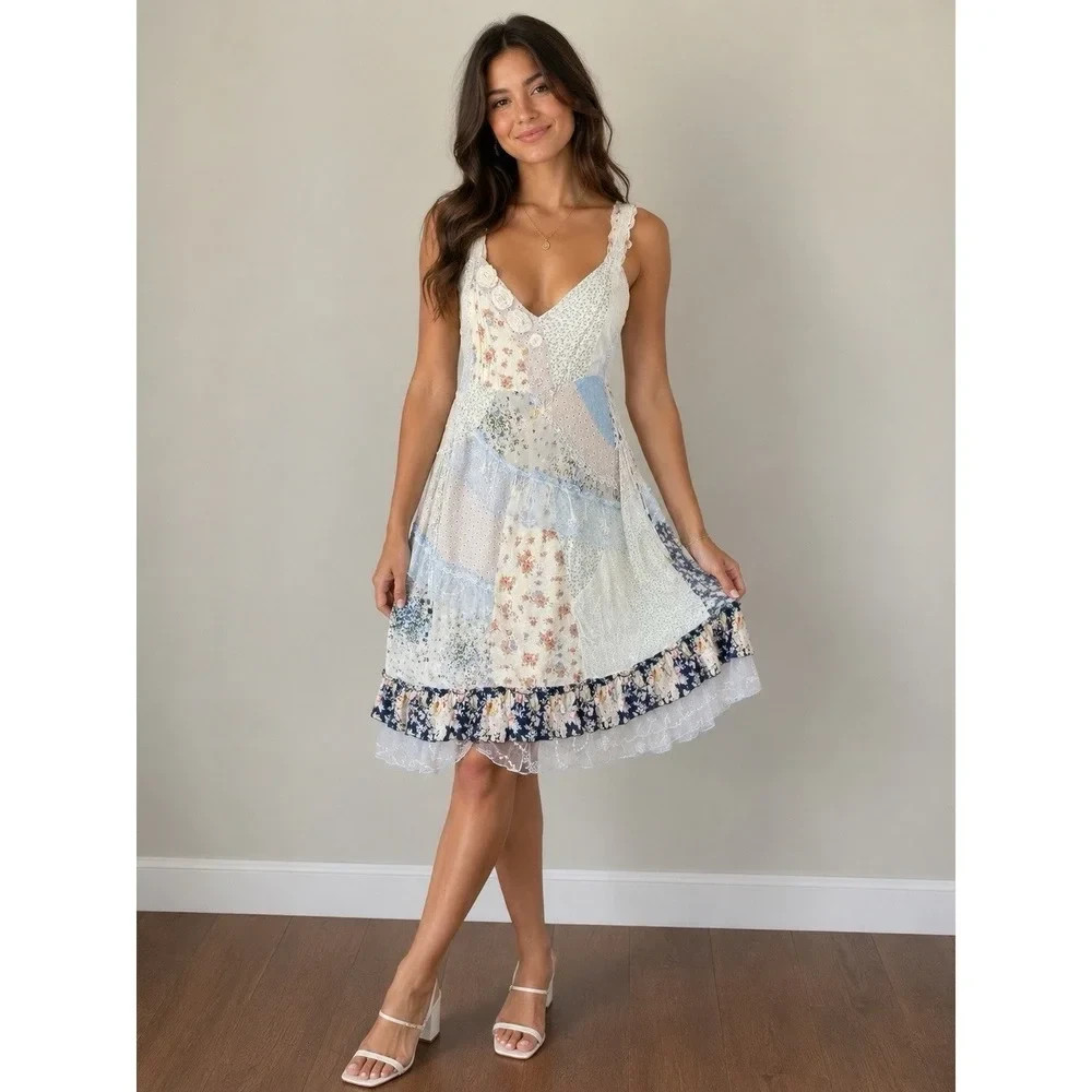 Alison Sheri Floral Lace-Trim V-Neck Summer Dress in White and Blue