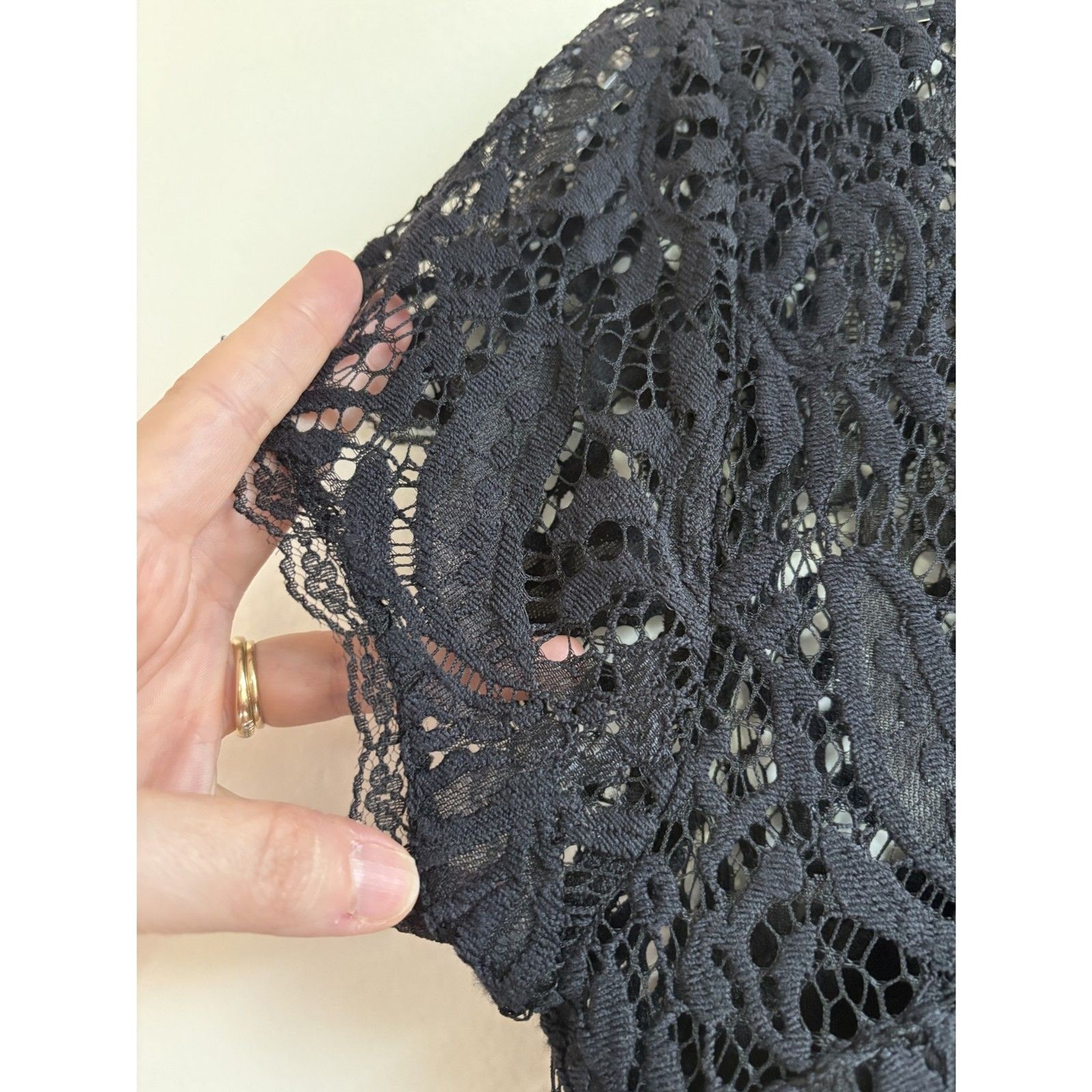 Socialite Black Lace Open Back Mini Dress M Cutout Guipure Cap Cocktail LBD Noir