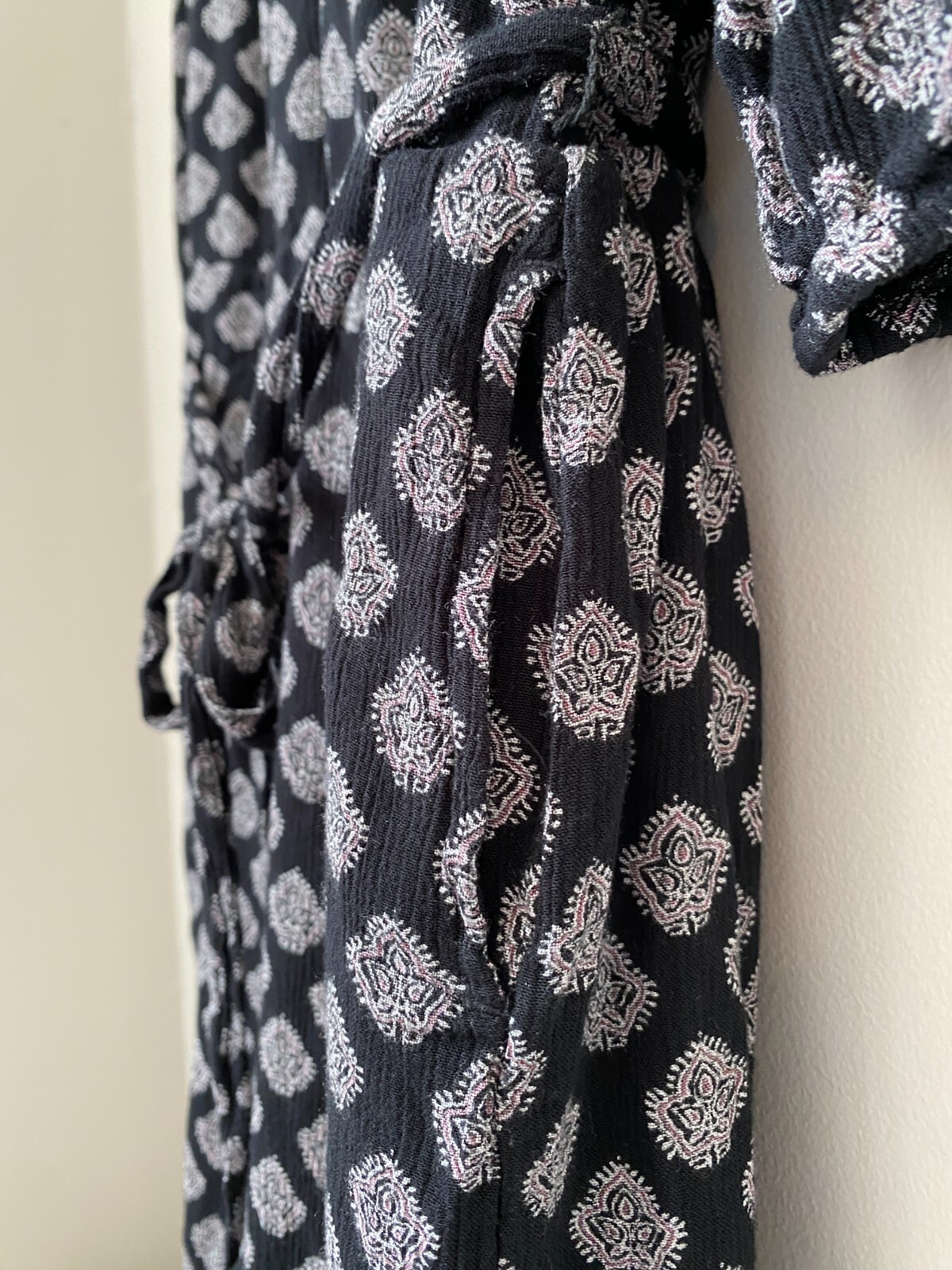 Caslon Women’s Medium Patterned Boho Peasant 3/4 Sleeve Tunic Dress Black