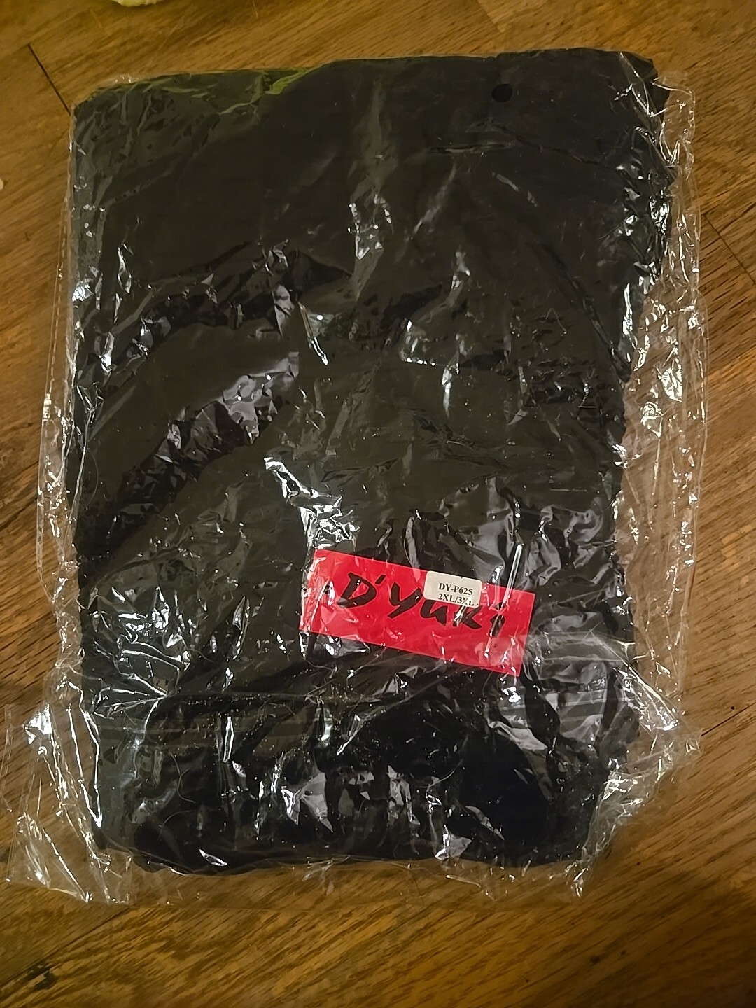 new clothes for men and women many sizes
