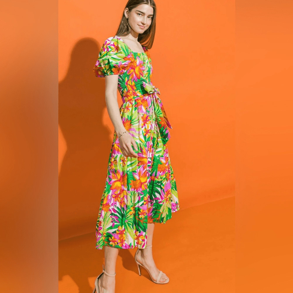 NWOT Red Dress Boutique Vibrant Floral Maxi Dress Size small