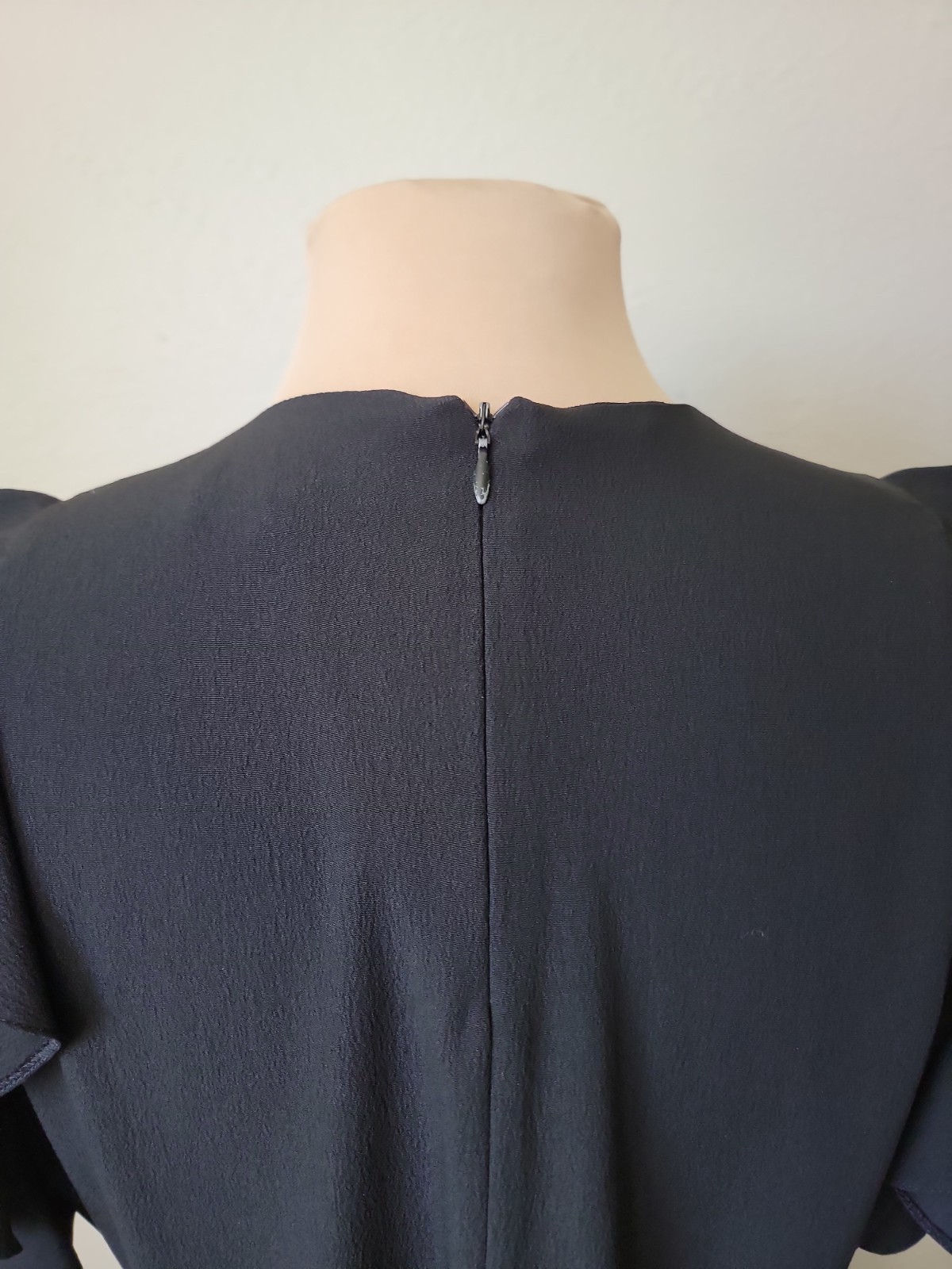 Carven Black Flutter Sleeve Crepe Shift Dress Size EU 38 Medium 6/8 Designer