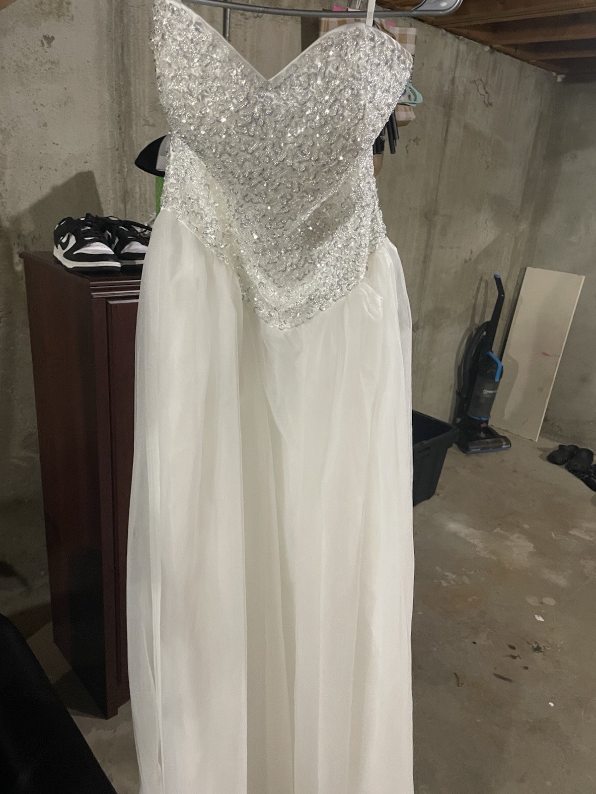Weeding Dress Strapless, Lined, Draped, Padded Corset Style, Size 8