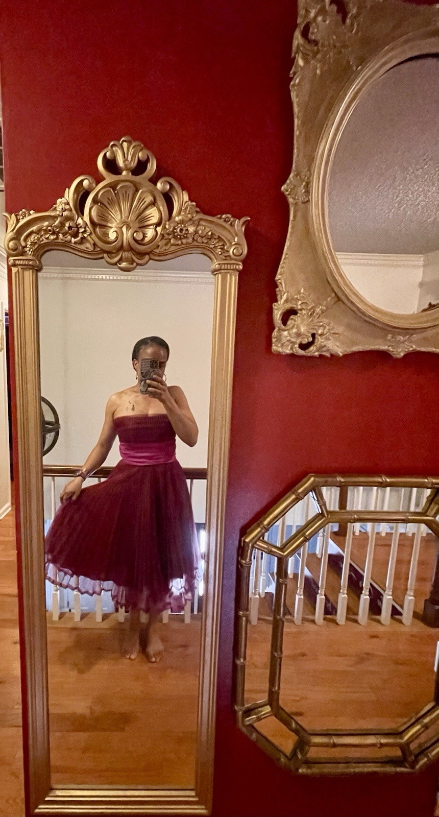 Betsy Johnson Strapless Dress Size 6 ~ Burgundy ~ Missing Back Bow