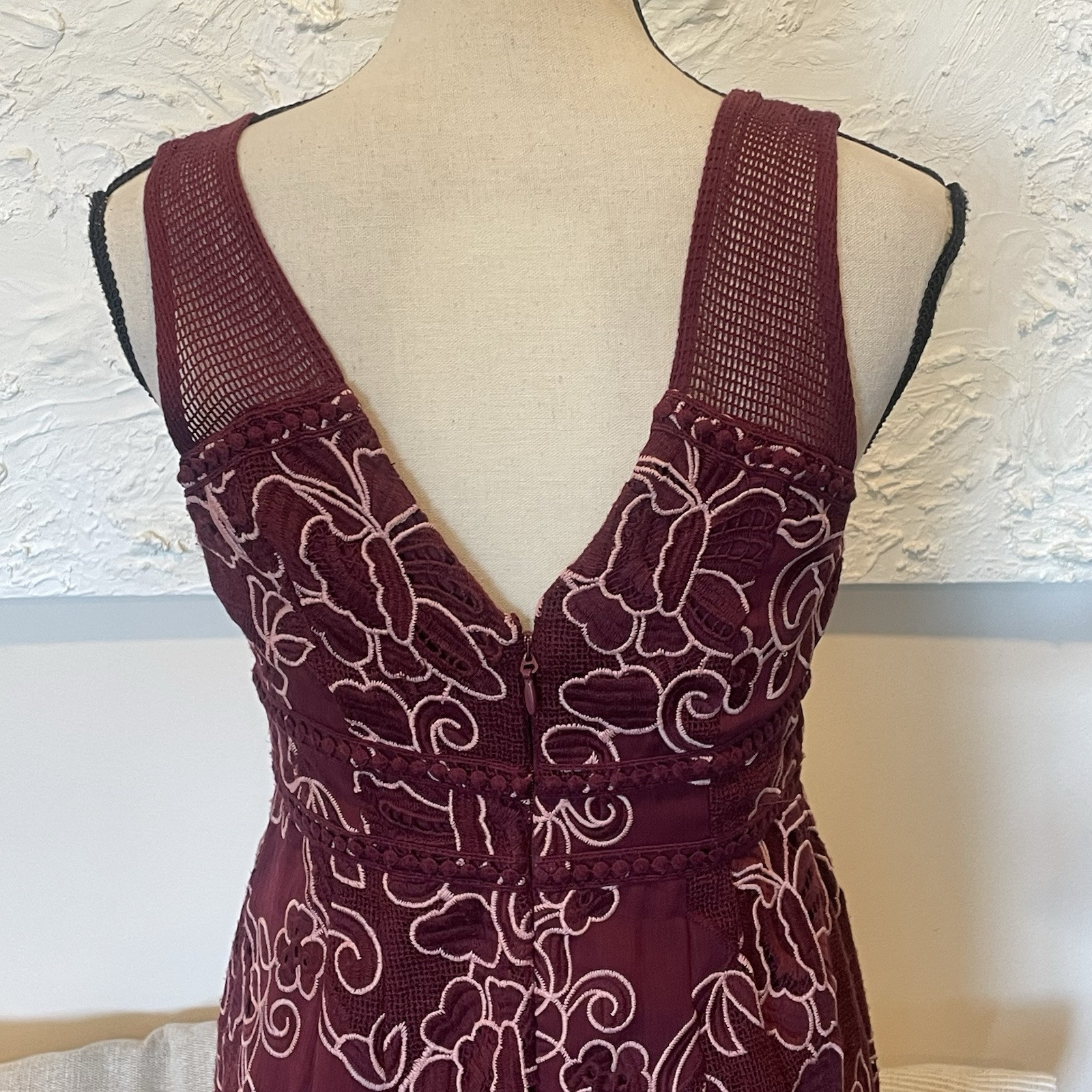 Moulinette Soeurs Ariana Lace Embroidered Sheath Dress Burgundy Pink Sz 6P NWT