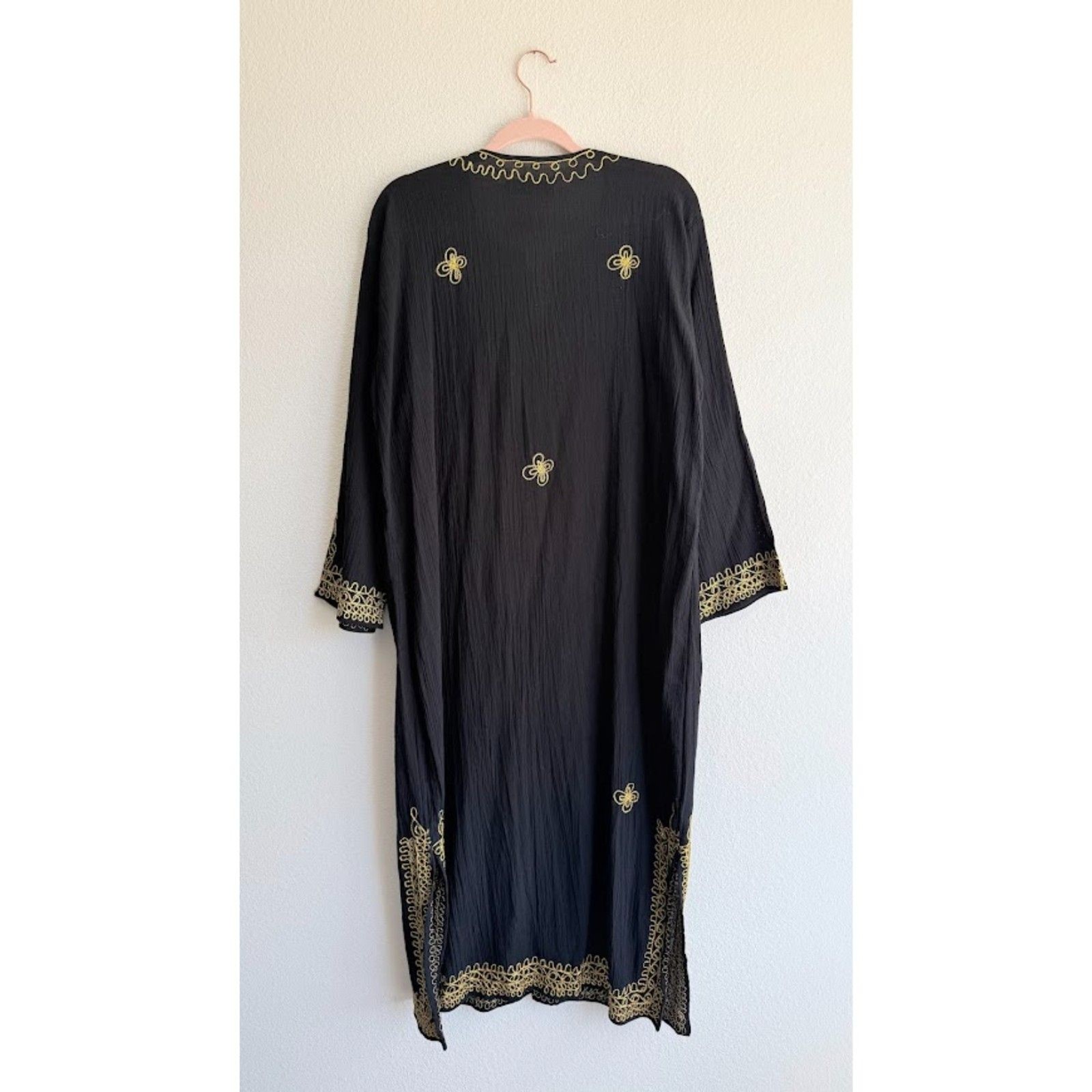 Uzman Giyim 100% Cotton Embroidered Kaftan in Black & Gold Embroidery size XXL