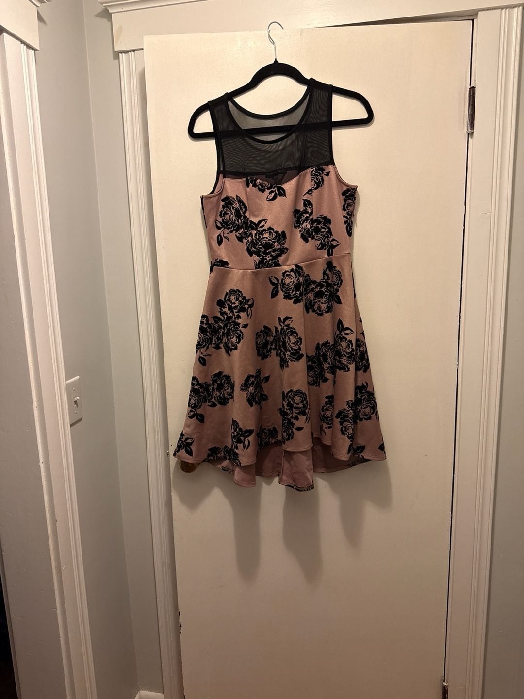 Three Pink Hearts Dusty Rose Black Gold Shimmer High Low Dress Size (Juniors) S