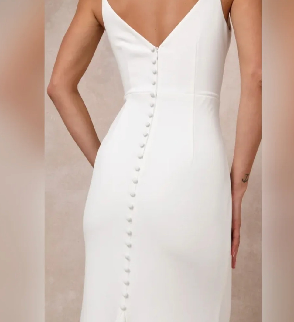 LULUS Feeling of Forever White Sleeveless Mermaid Maxi Dress Size MEDIUM**NEW**