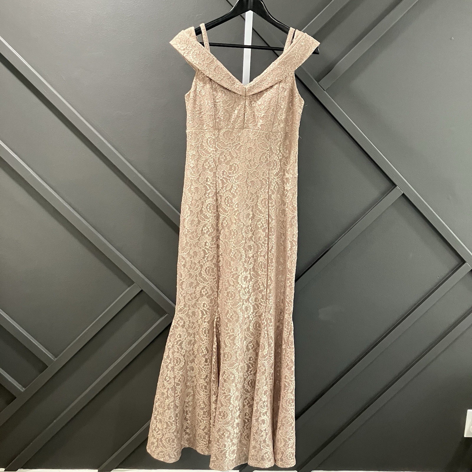 RM Richards Dress Lace Mermaid Evening Gown Gold Off Shoulder Formal Sz 8