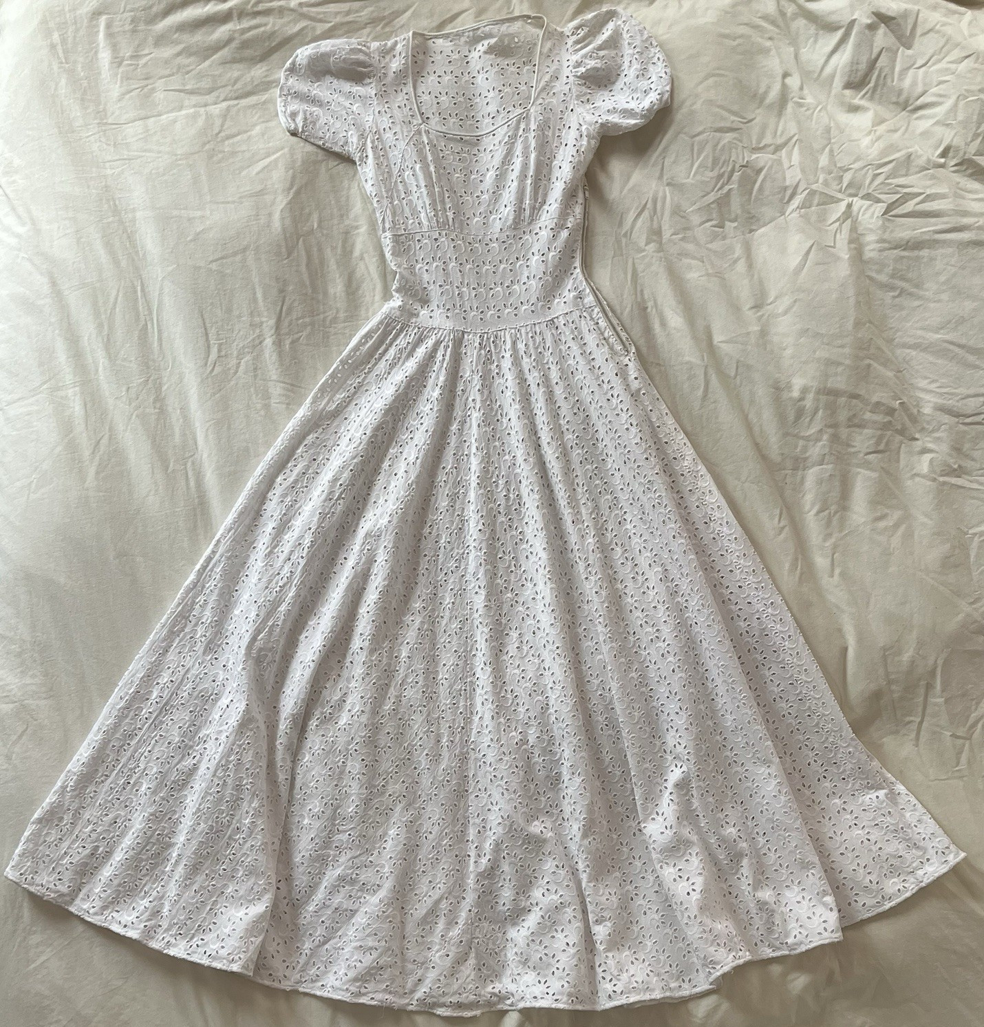 1950s true vintage white eyelet puff sleeve square neck lined midi dress XS