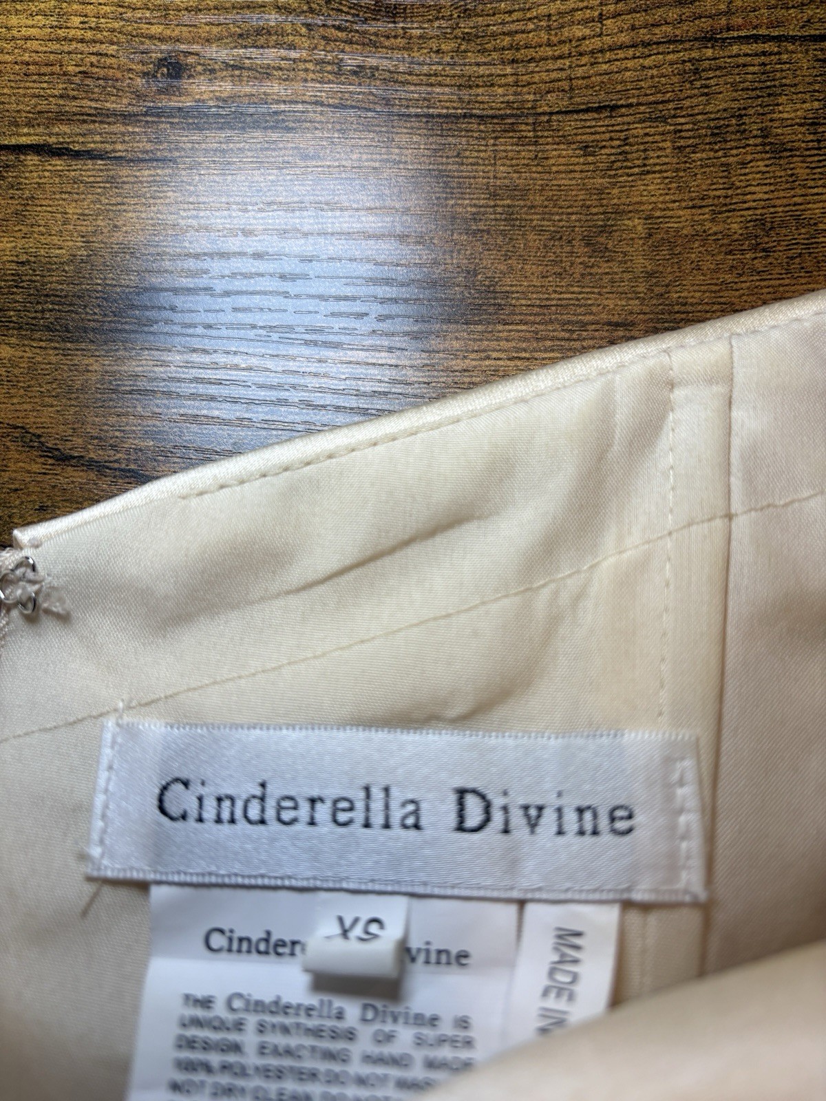 Cinderella Divine Ivory W/Sequined Waist Women’s Sz XS COCKTAIL PARTY Dress