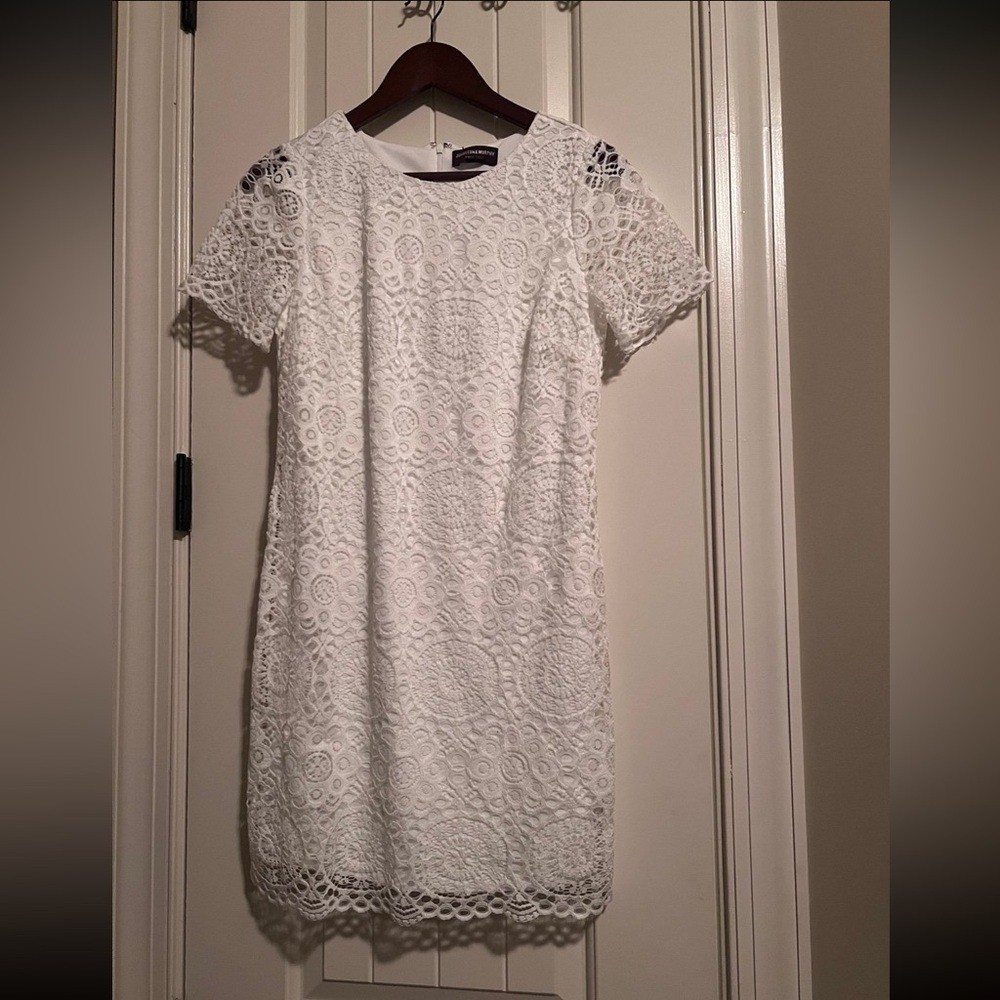 NWT Johnston & Murphy white lace dress size 2