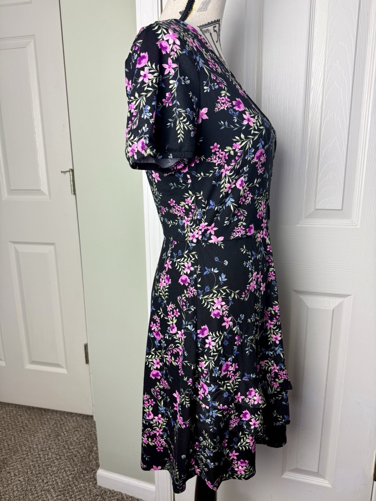 New FORTUNE+IVY Boho Black Floral Puff Sleeve Faux Wrap Comfy Dress Women Size S