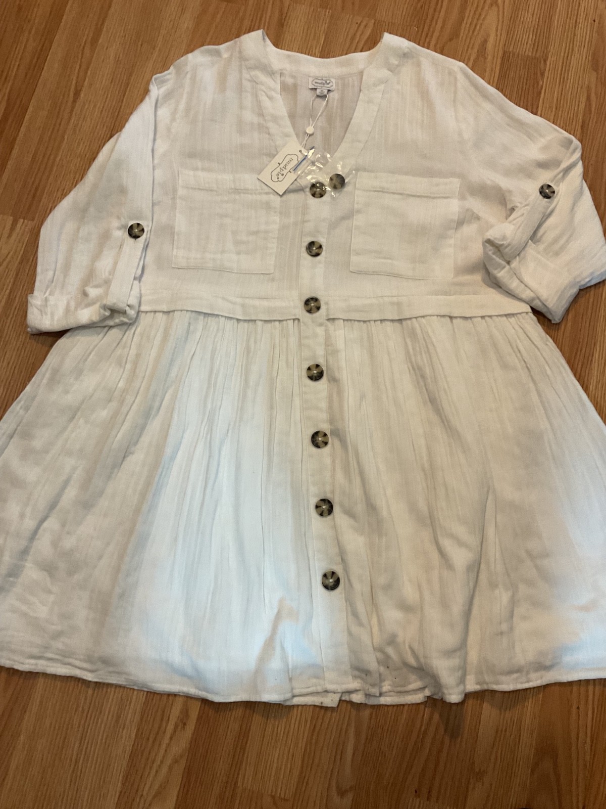 NWT-MUD PIE ADDISON BUTTON-UP DRESS WHITE sz.M Swing Hem V-Neck Lightweight Cott