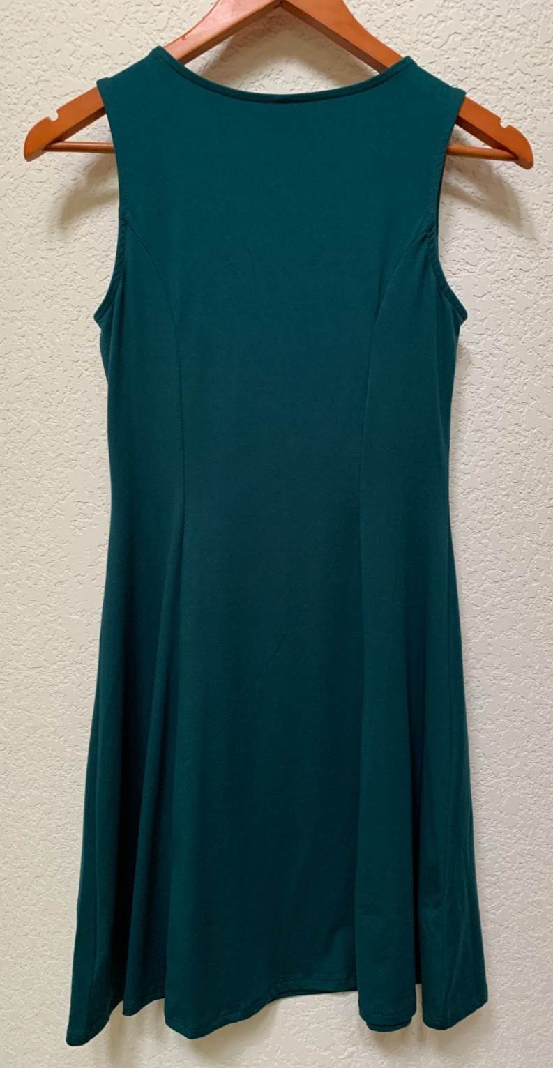 Mudd Strappy Criss Cross Neck Skater Dress Sleeveless Size Small Green