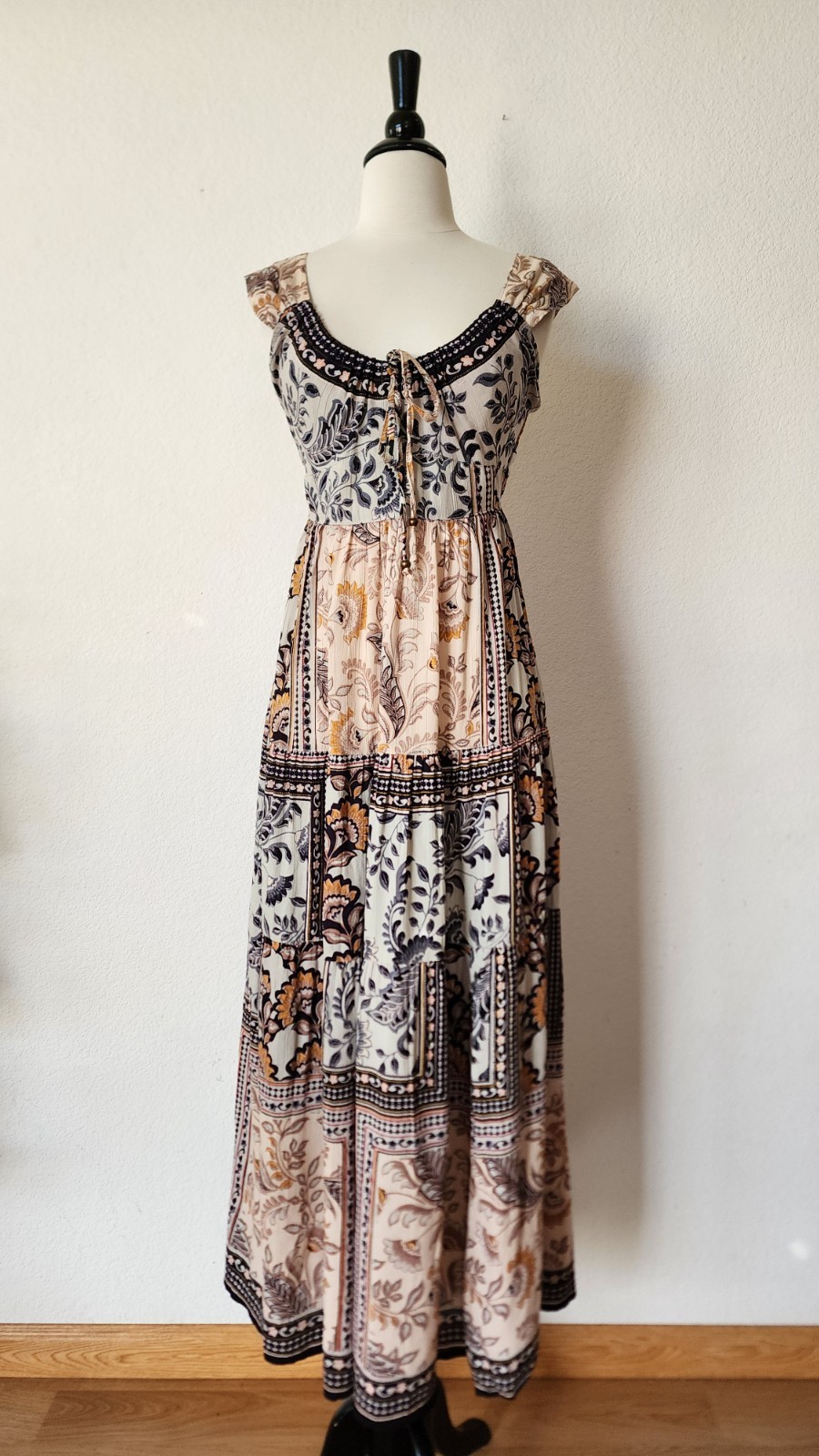 New Anthro Midi Dress Size Medium Black Floral Coquette Brunch Boho Wedding Bow
