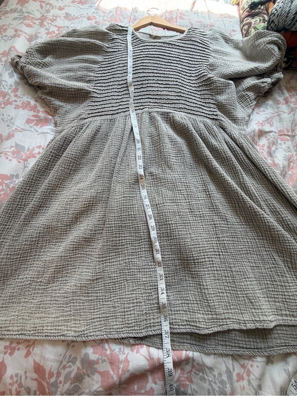 Easel Smocked Midi Gauze Medium