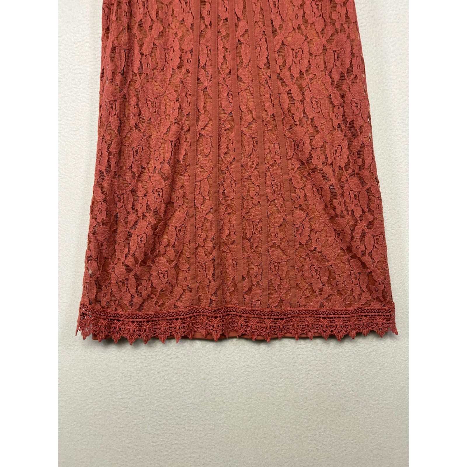 Boho Romantic Xhilaration Womens S Rust Red Lace Mock Neck Pintuck Shift Dress