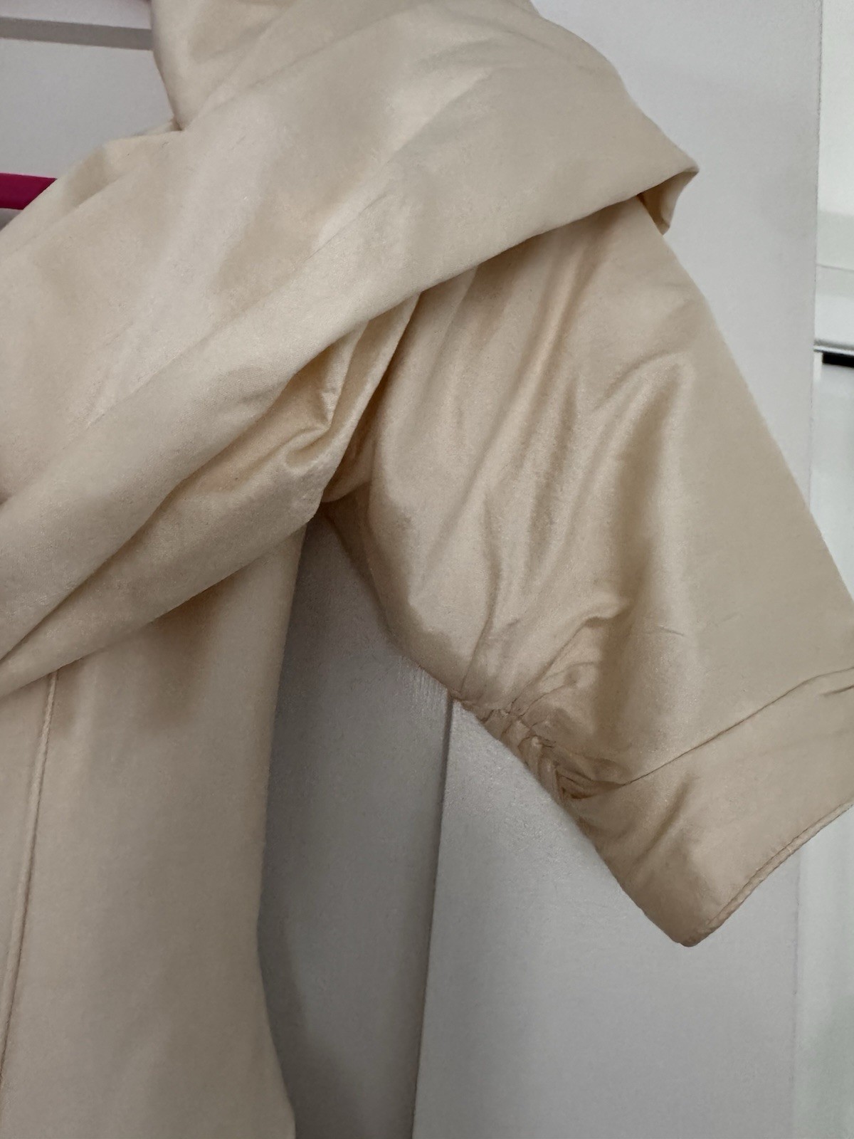 Gorgeous Silk Annalise Sharp London Gown Excellent Condition.