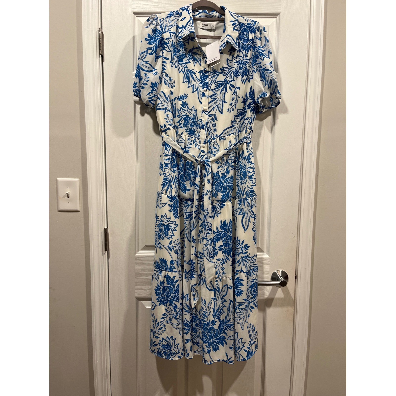 Tinsel Blue White Floral Toile Button Down Tiered Midi Shirt Dress Petite Large