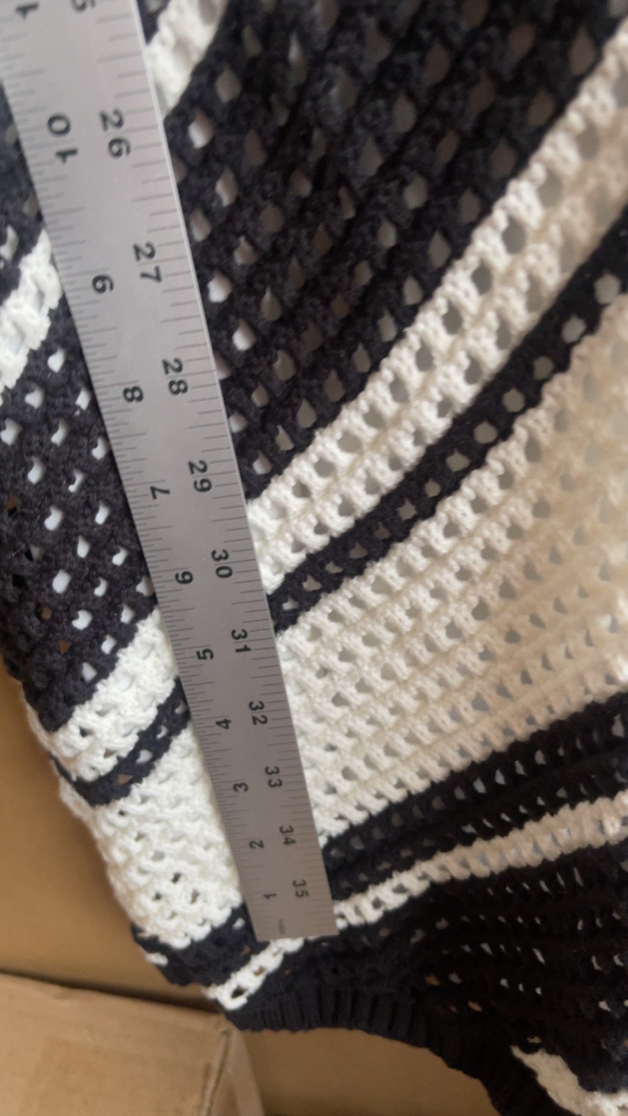 WILLOW & WIND LARGE BLACK AND WHITE DRESS SLEEVELESS