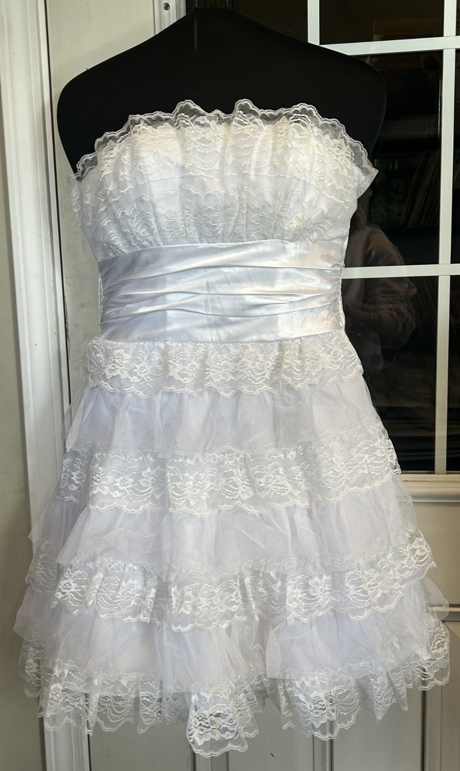 Masquerade White Lace Tiered Strapless Mini Dress Womens 9/10