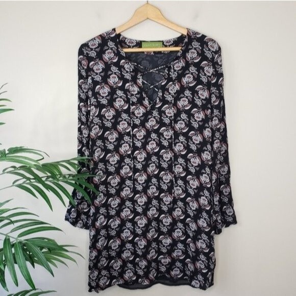 Olive & Pim | Floral Motif Lace-Up Detail Dress, womens size medium