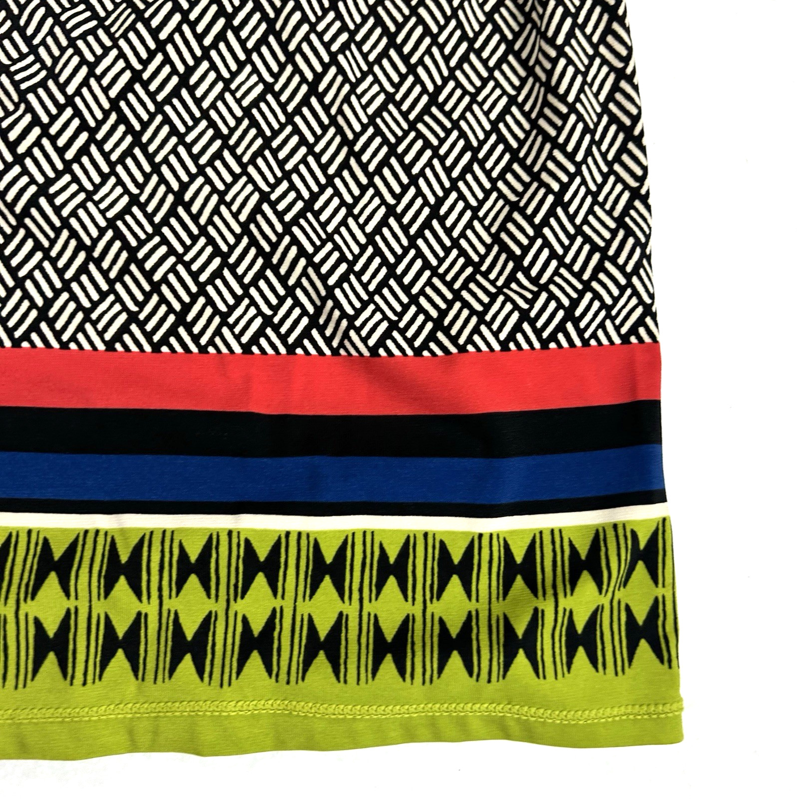 Max Studio Women’s Black & White Geometric Shift Dress w/Red Blue Green Stripe S