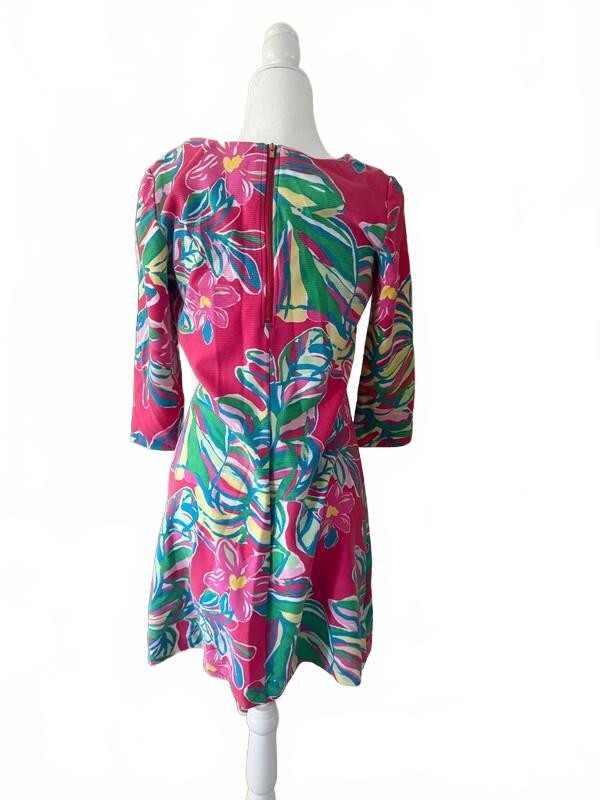 Lilly Pulitzer Charlene Shift in Pomegranate Jungle Tumble, Size Medium