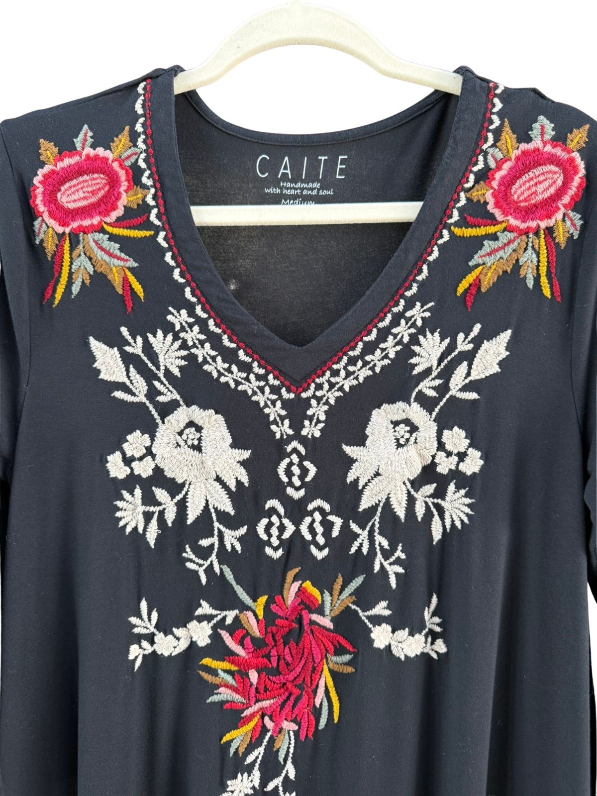 Caite Embroidered Floral Boho Swing Dress Black V Neck 3/4 Sleeve Medium