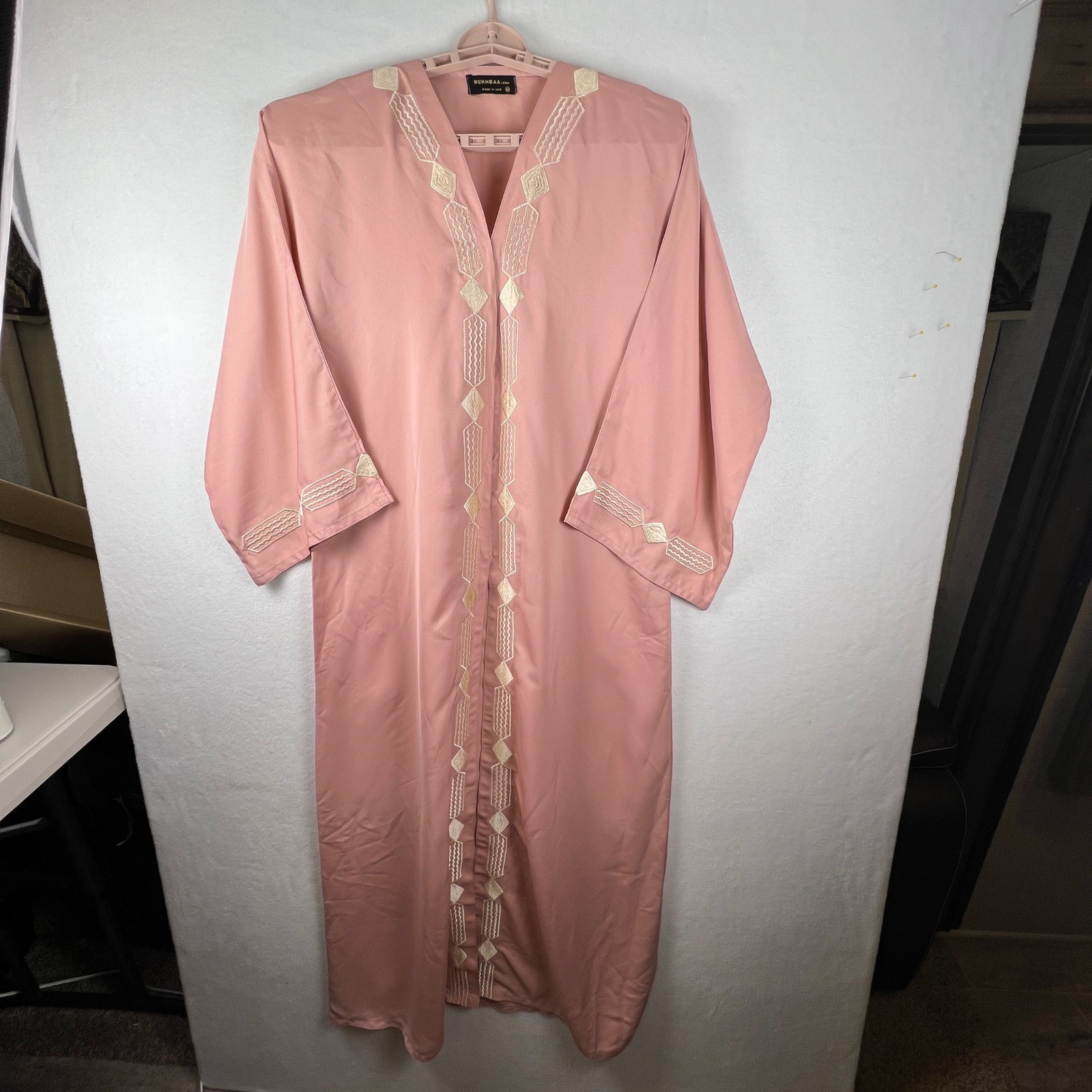 Nukhbaa Womens M Pink Embroidered Abaya Dubai Kaftan Open Front Modest Maxi Robe