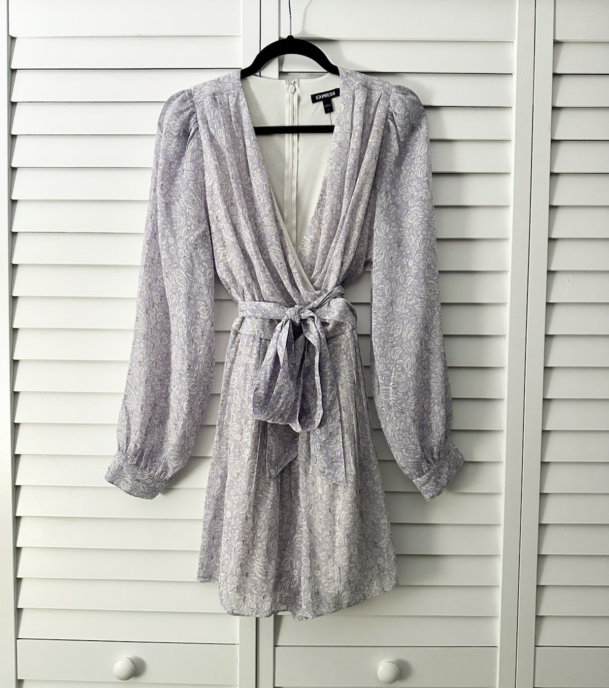 EXPRESS Purple/White Floral Metallic Chiffon Romper – L