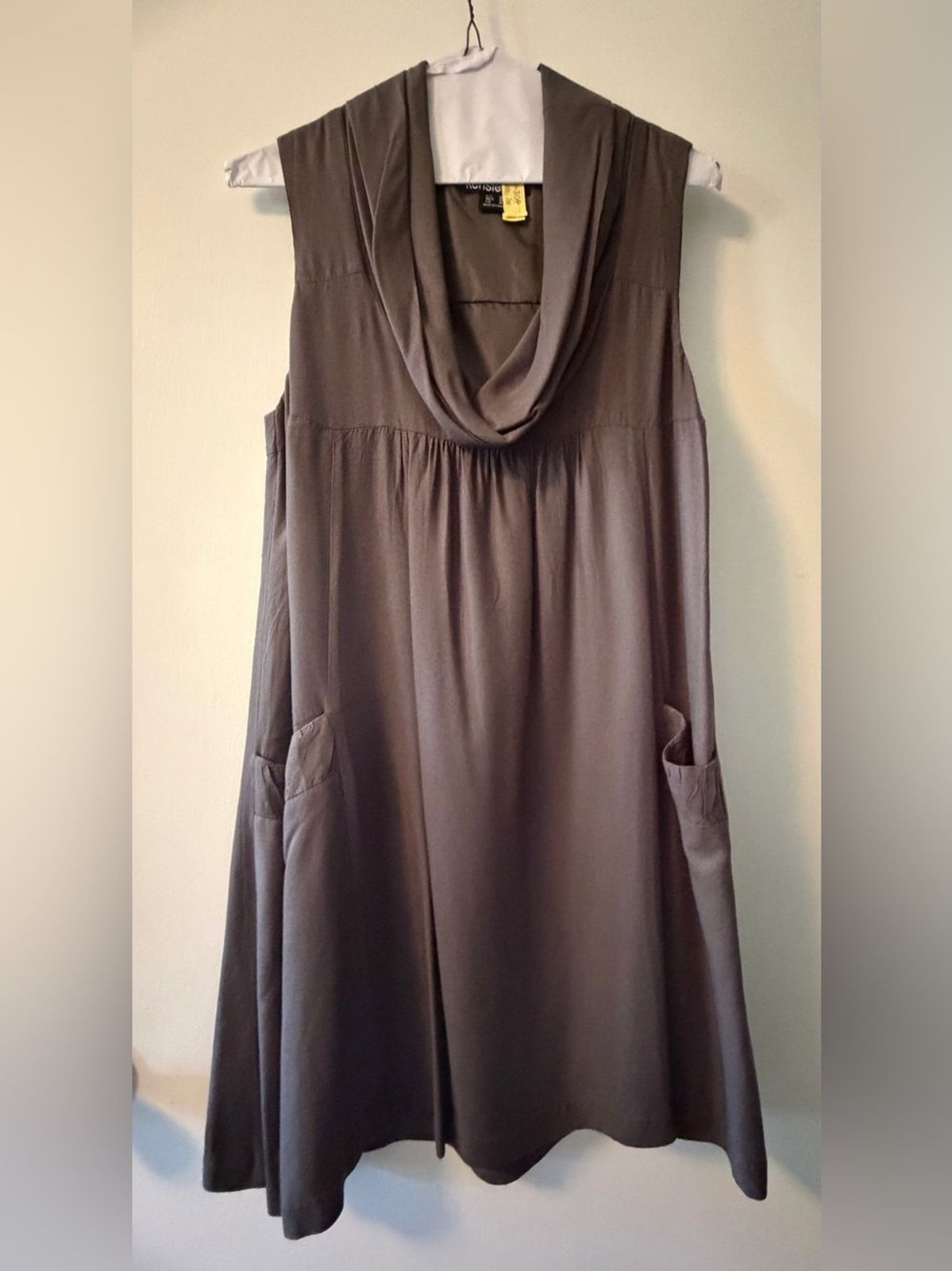 Kensie Gray Sleeveless Cowl Neck Shift Dress with Pockets