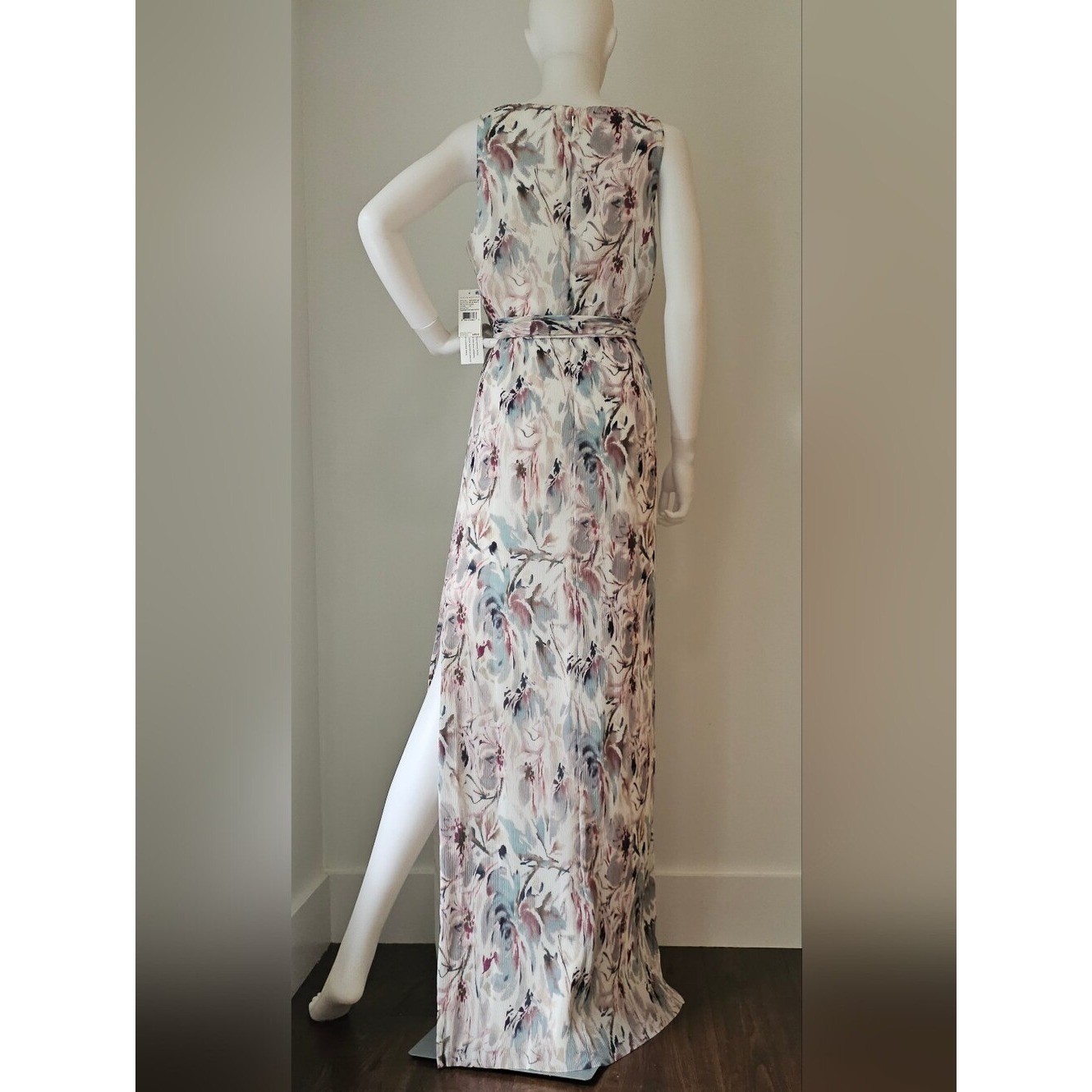 AIDAN MATTOX Women’s Blue Multi Sleeveless Pleated Column Gown. Size 10. NWT