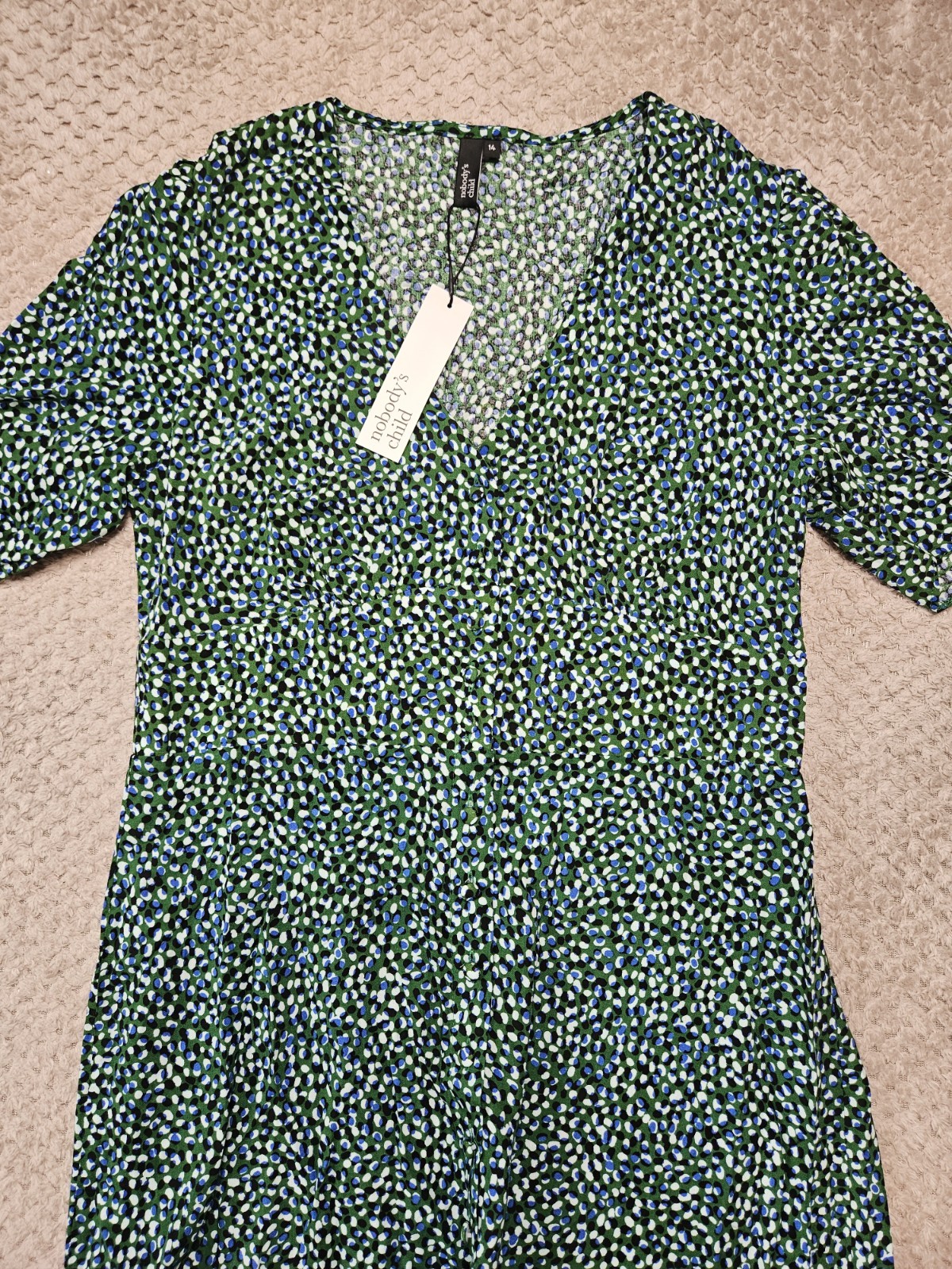 Nobody’s Child Alexa Ditsy Print Midi Dress V-Neck Short Sleeve Green Size UK 14