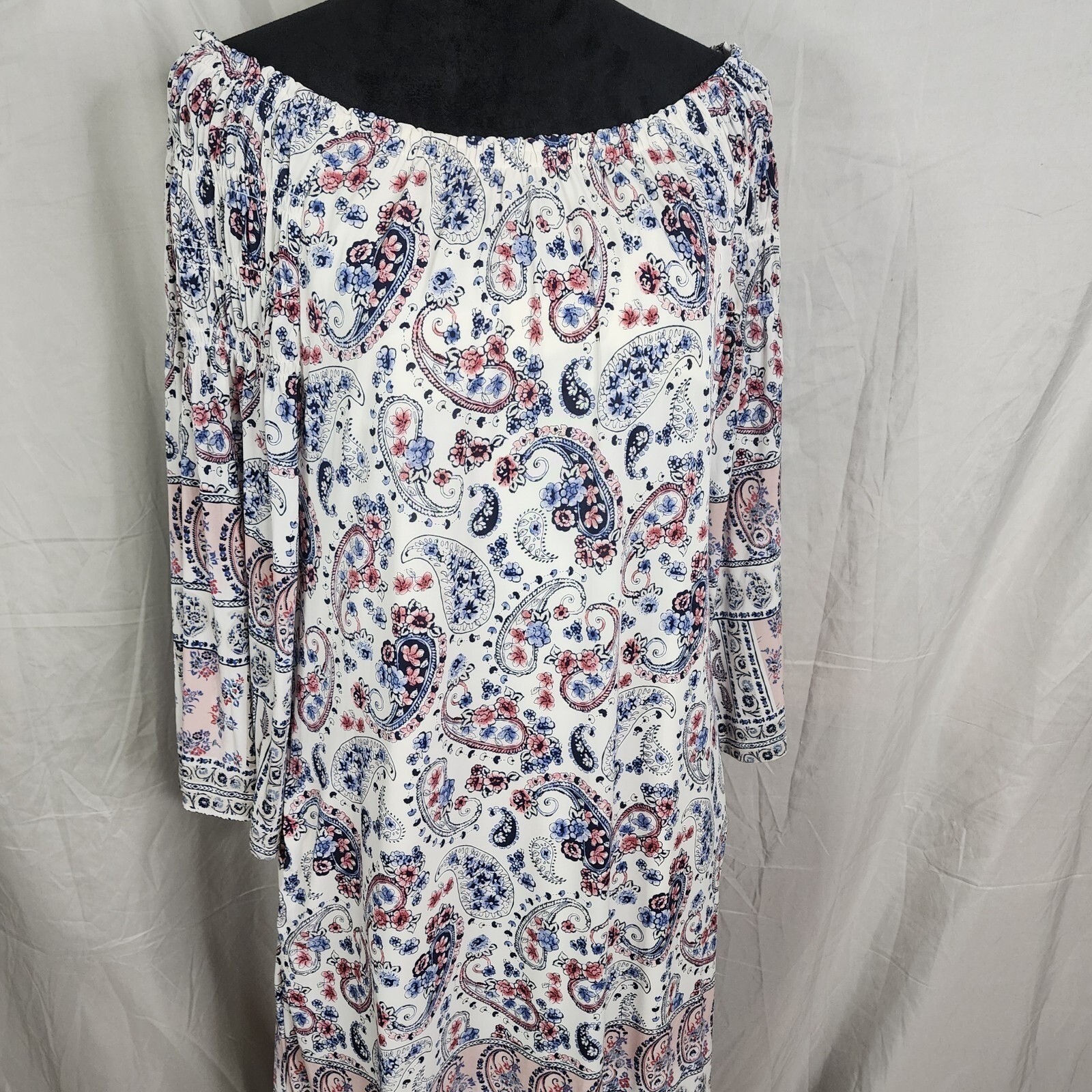 CATO Size Medium Pink Blue Paisley Smocked Off Shoulder Lined Shift Dress Pocket