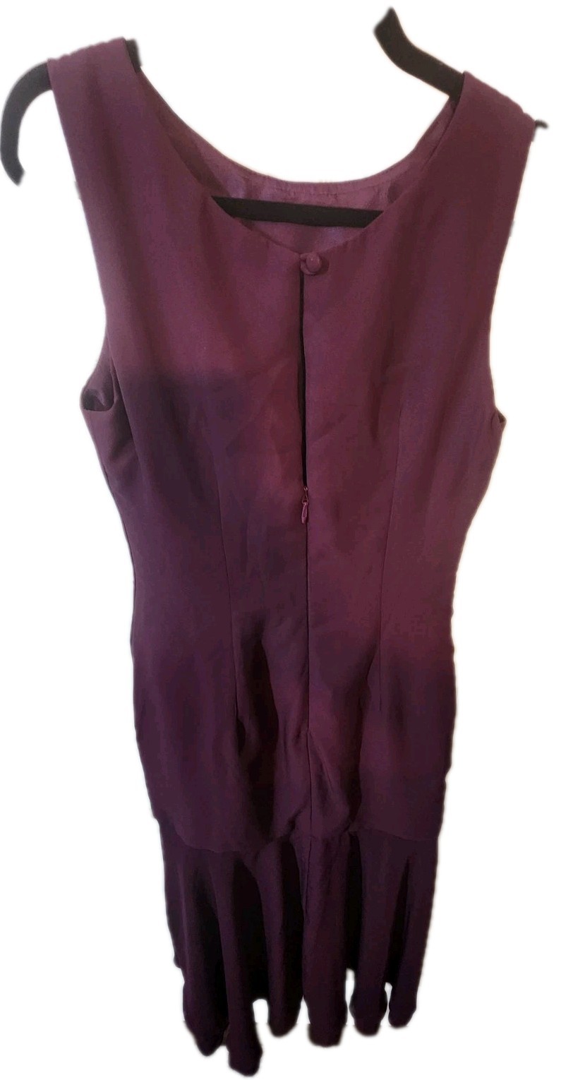 Stunning Plum Ruffle Chiffon Formal Gown – Mermaid Silhouette – Size 12 (L)