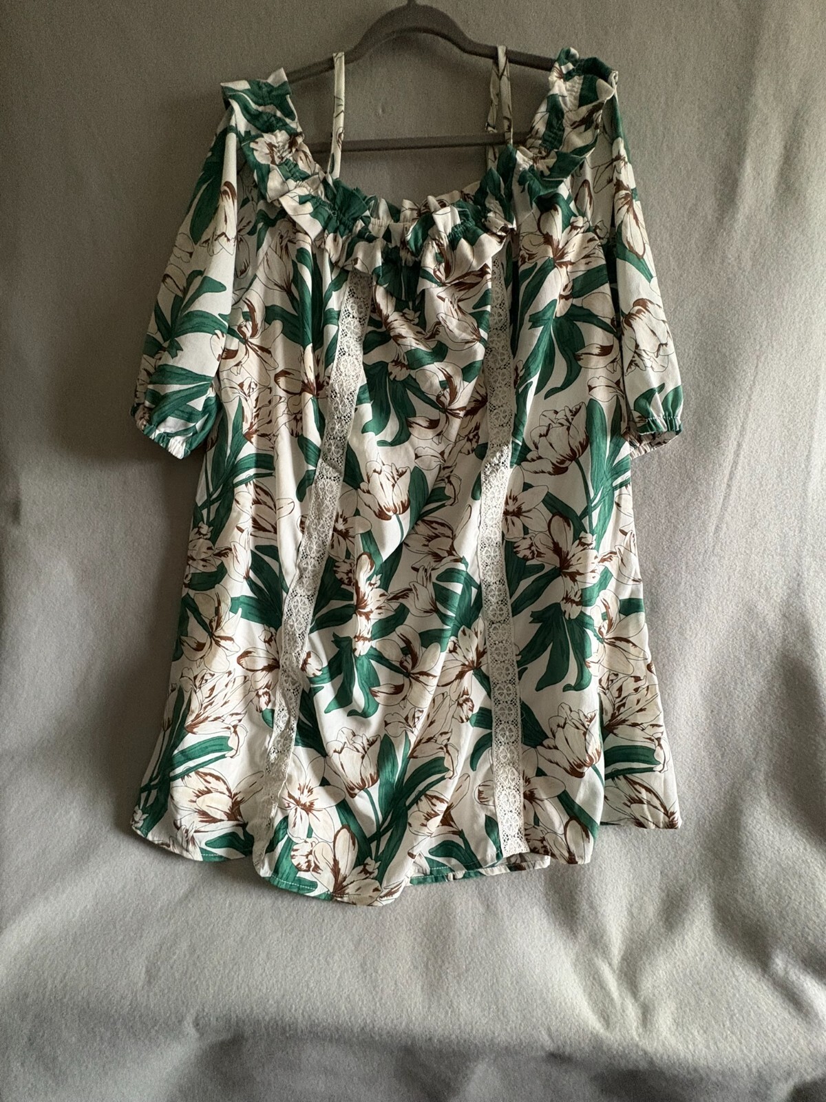 Perch by Blu Pepper Women’s Dress Sz 3XL White with Green Brown Floral Pattern