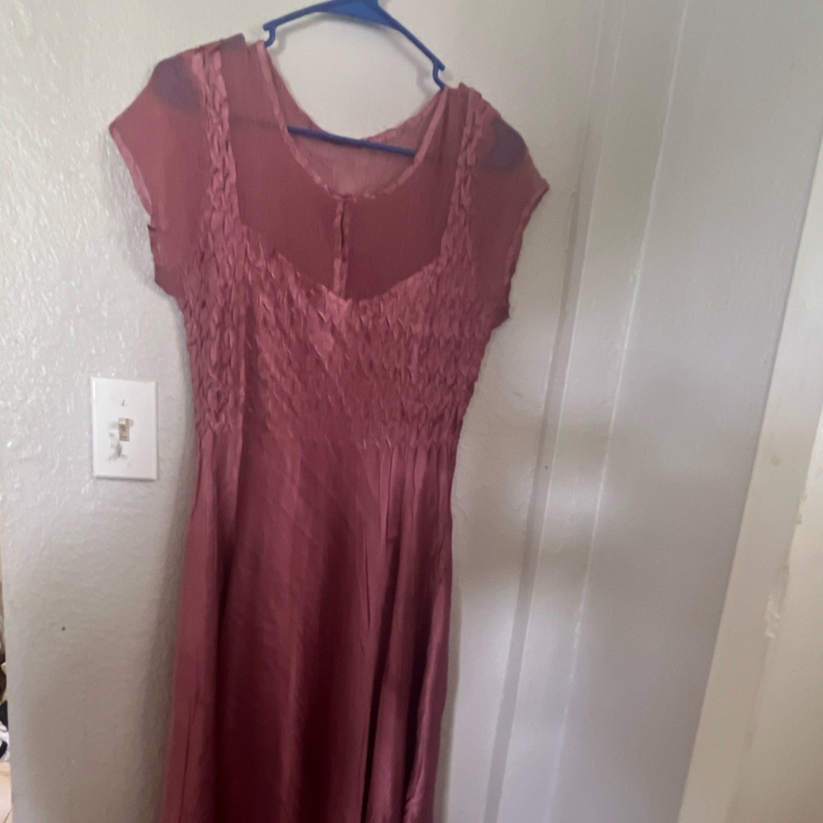 Sheer Pleated Mauve Midi Dress Scoop Neck Short Cap Sleeve Pullover Women