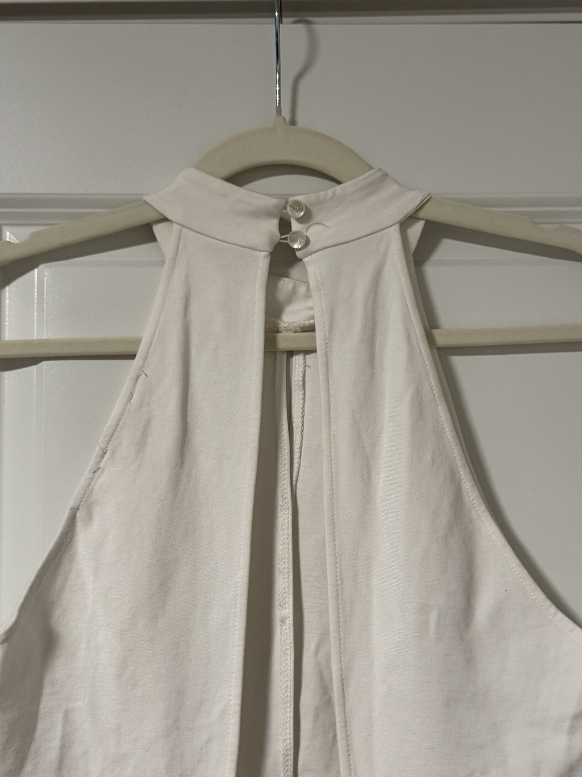 Painted Threads White Halter Dress Size L Rayon Nylon Spandex Made in USA PAD977