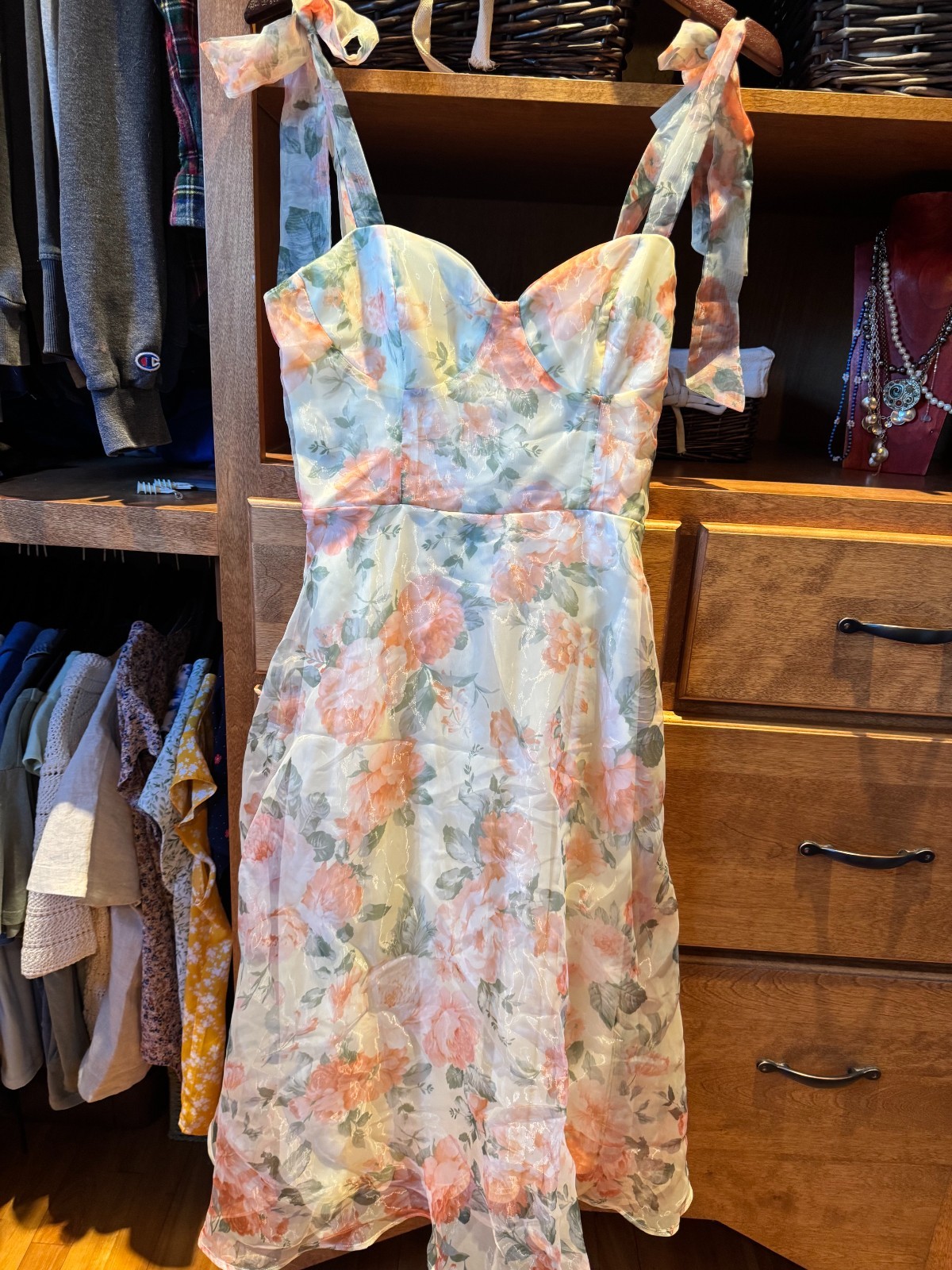 NWT Lulu’s Light Yellow Floral Tie-Strap Midi Dress Size SM