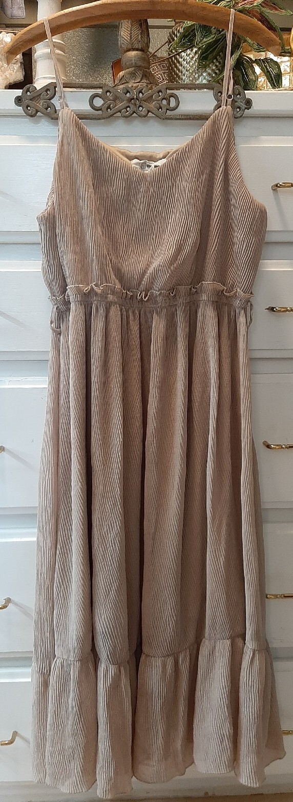 Sweetwanderer Sz M Pleated Midi Sun Dress Peasent Tiered Ruffle Trim Nude Buff