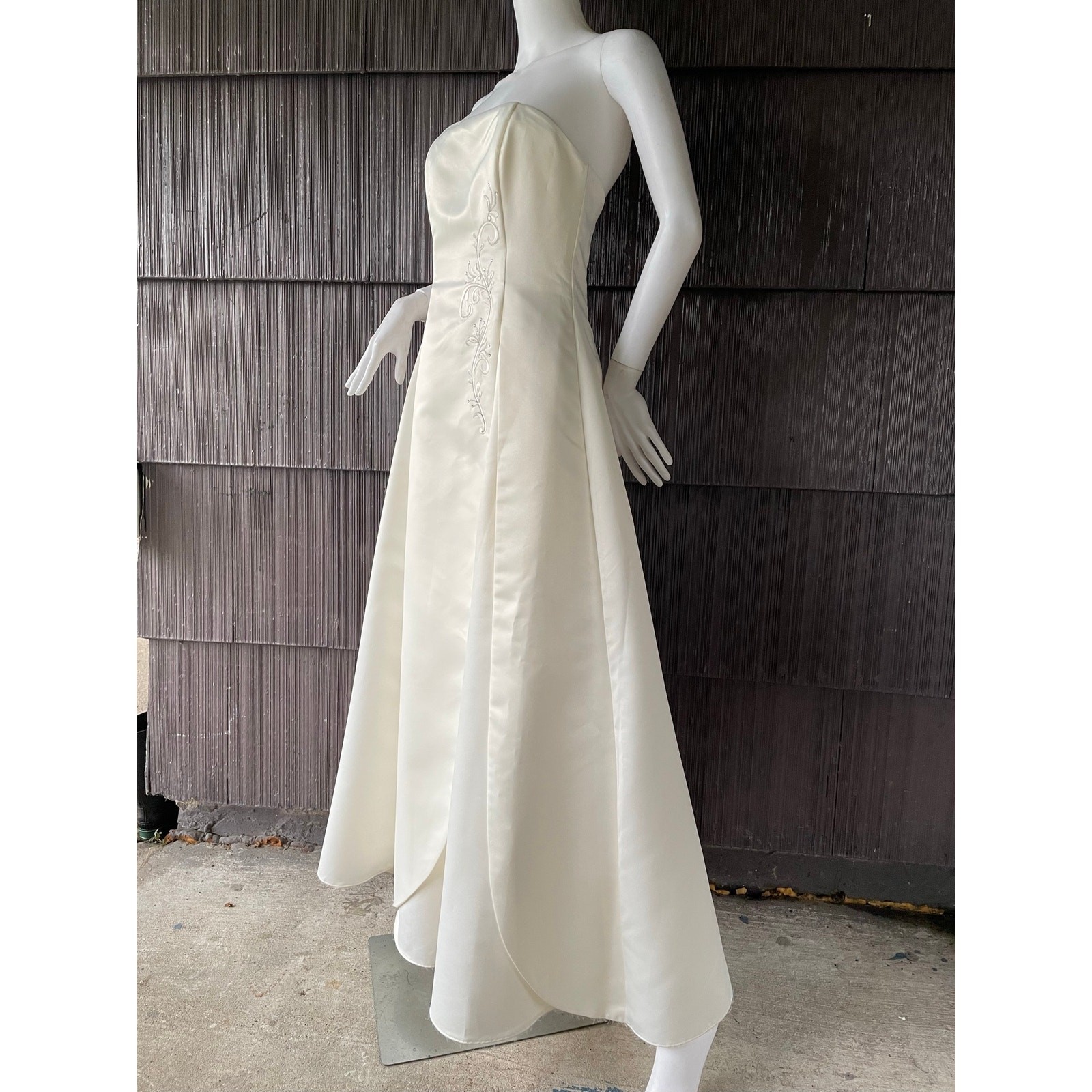 Y2K Scott McClintock Strapless Ivory Wedding Formal Dress Classic Princess Gown