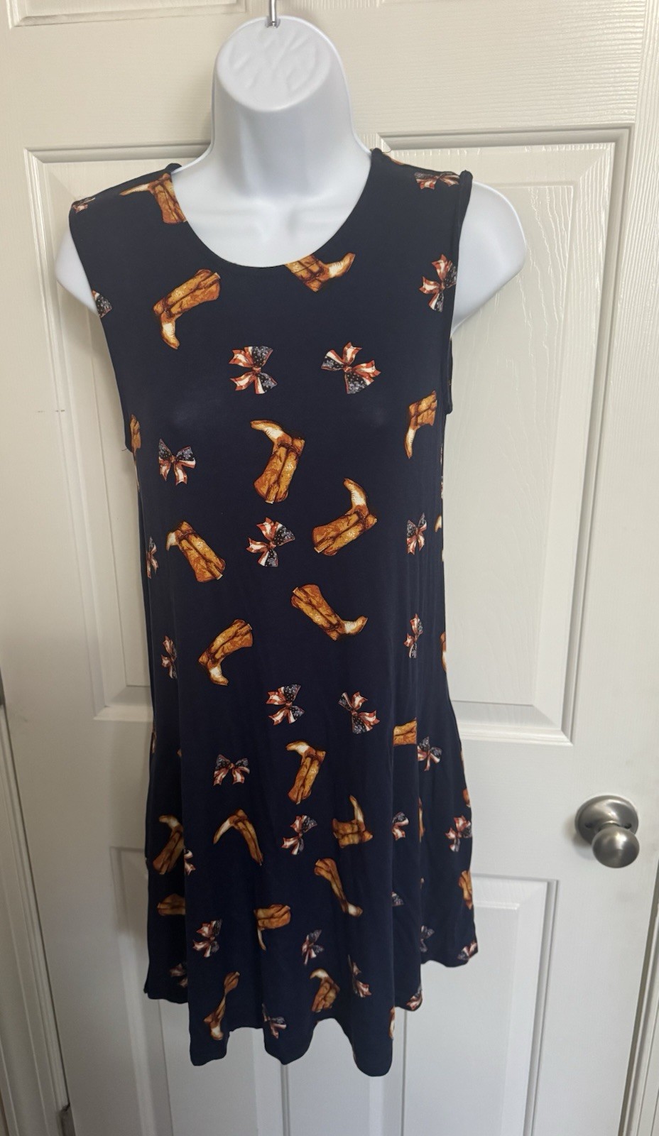 NWT Vine and Valley Womens Cowboy Boots & Bows Navy Sleeveless Dress Small NEW