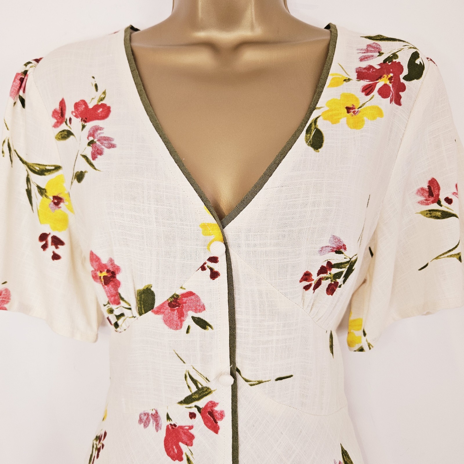 NEW Feemans 10-14 Button Front Linen Ivory Red Green Floral Print Maxi Dress